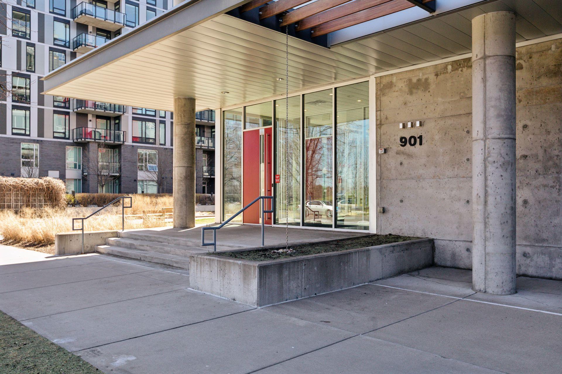 901 S 2nd Street Unit: 204
