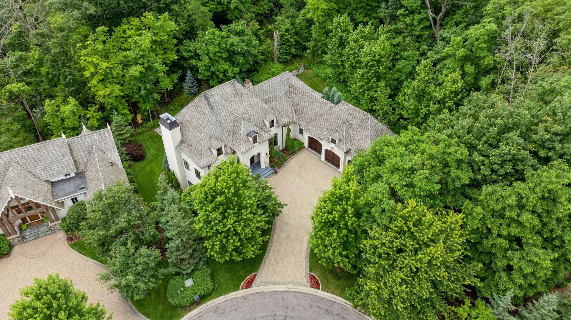 405 Carpenters Point