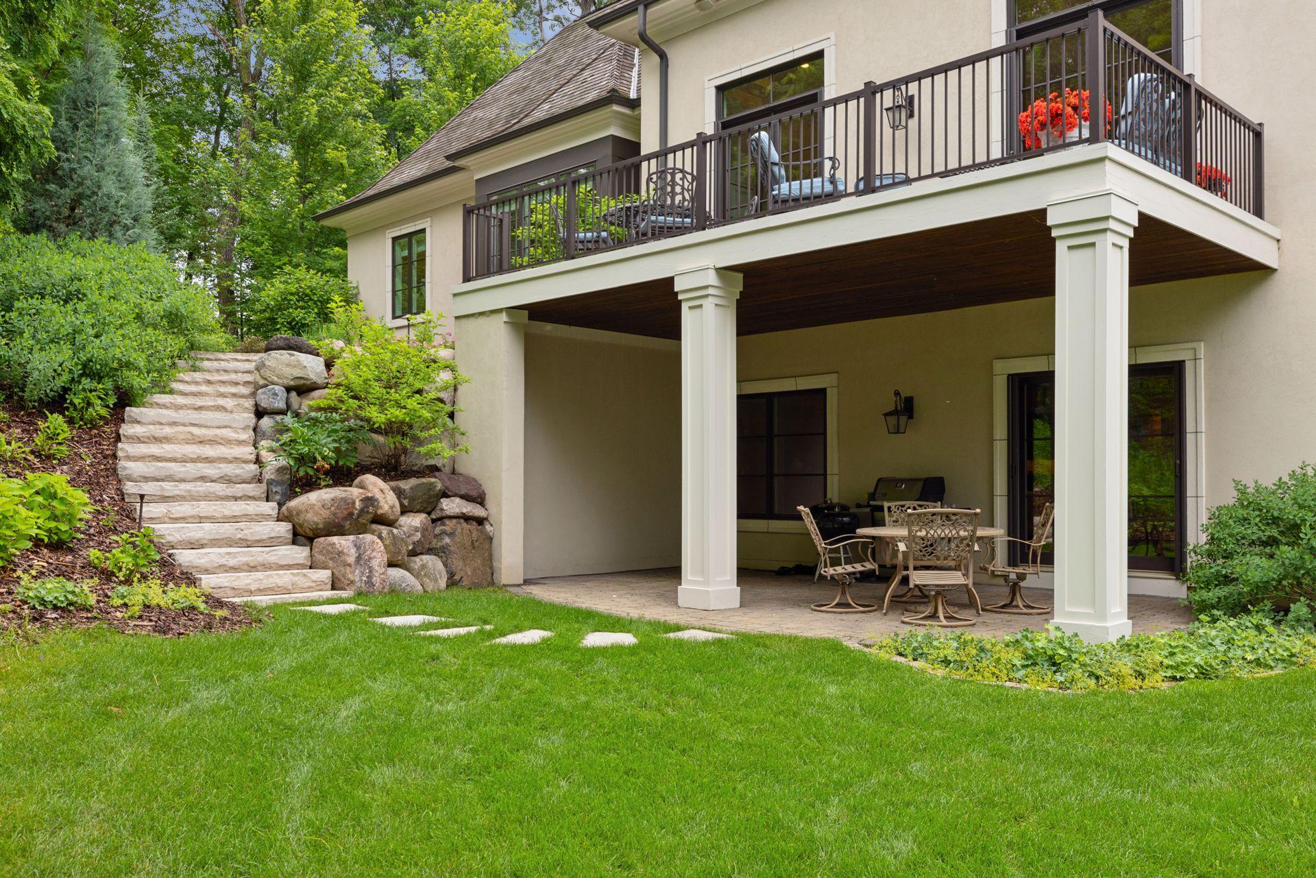 405 Carpenters Point