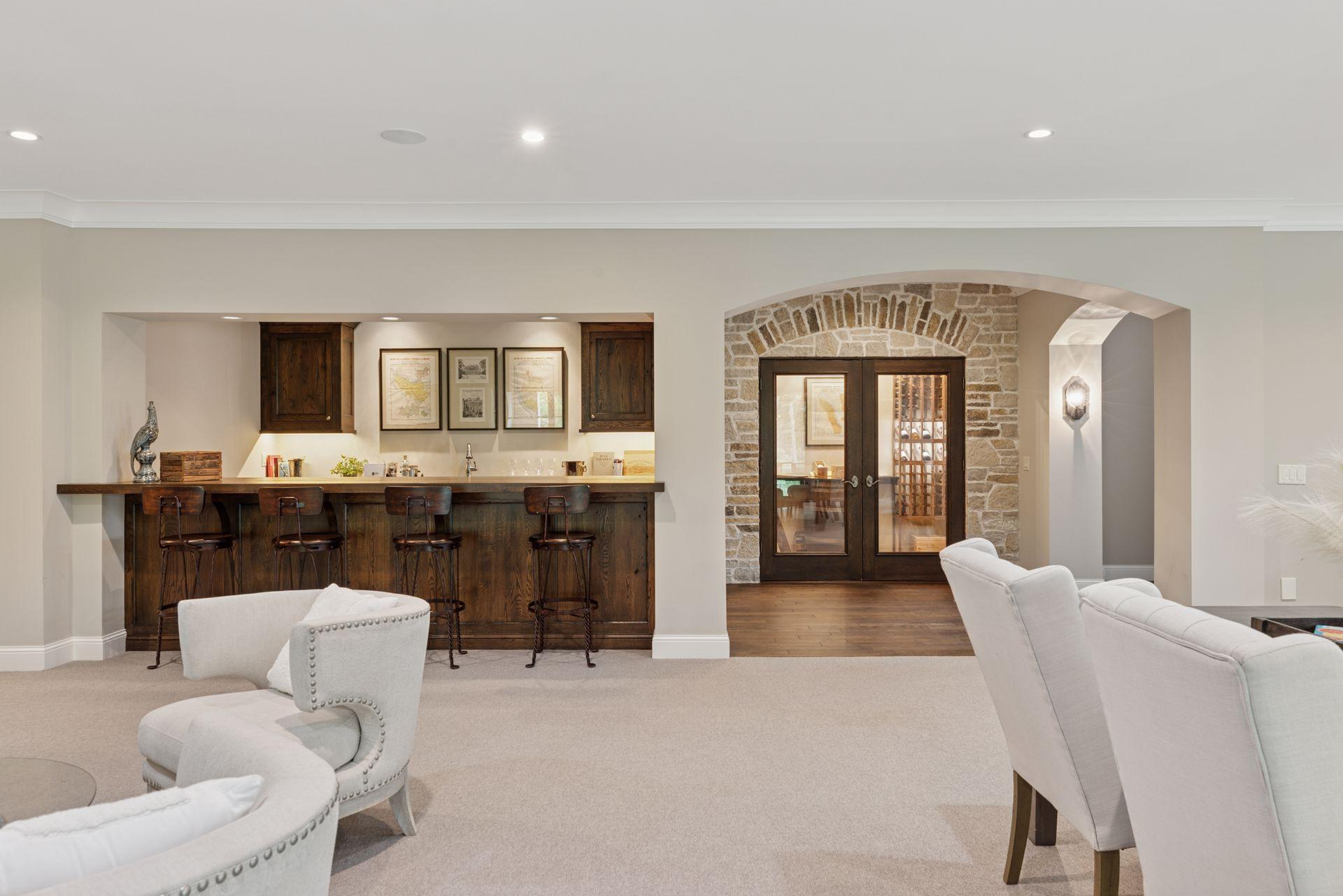 405 Carpenters Point