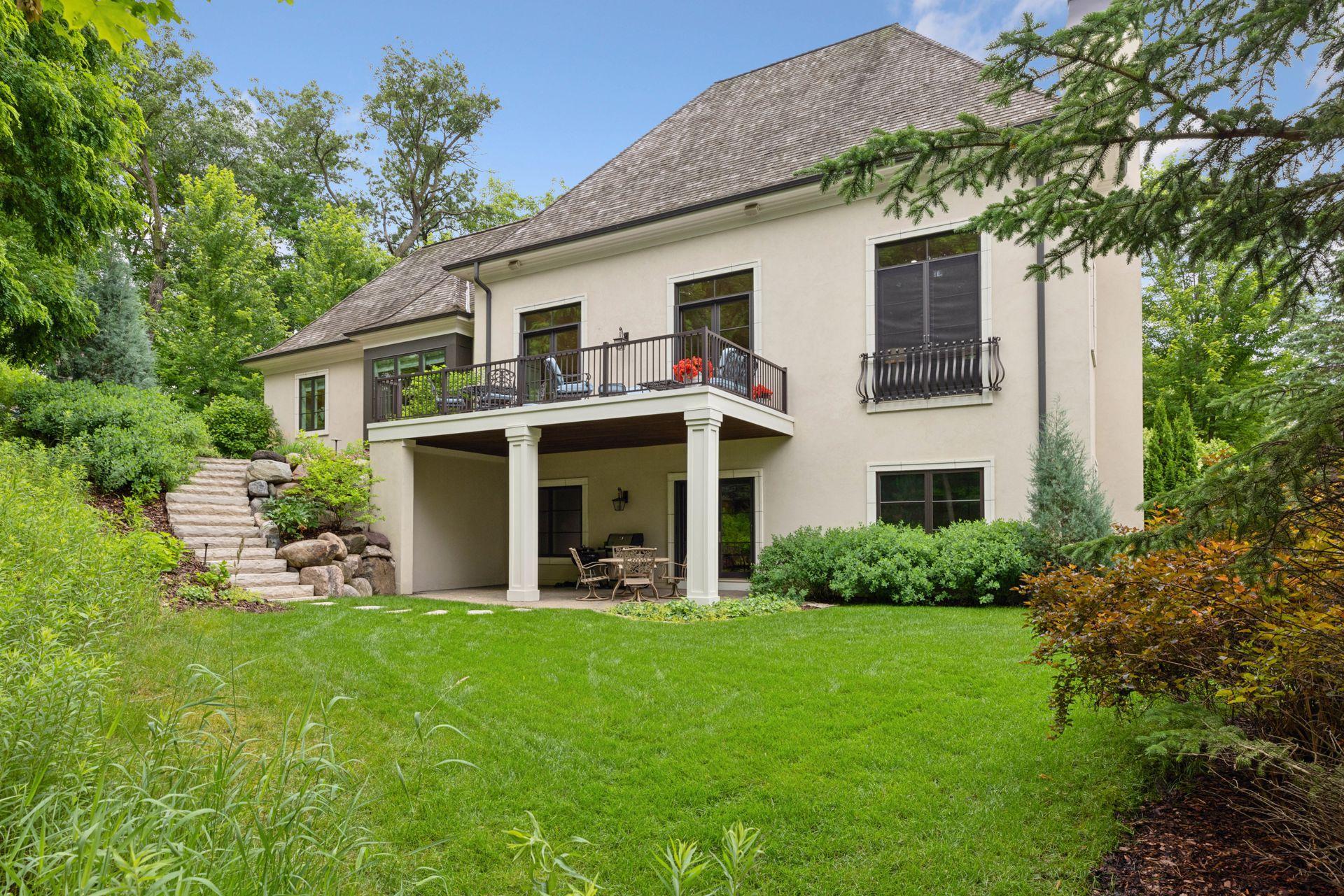 405 Carpenters Point