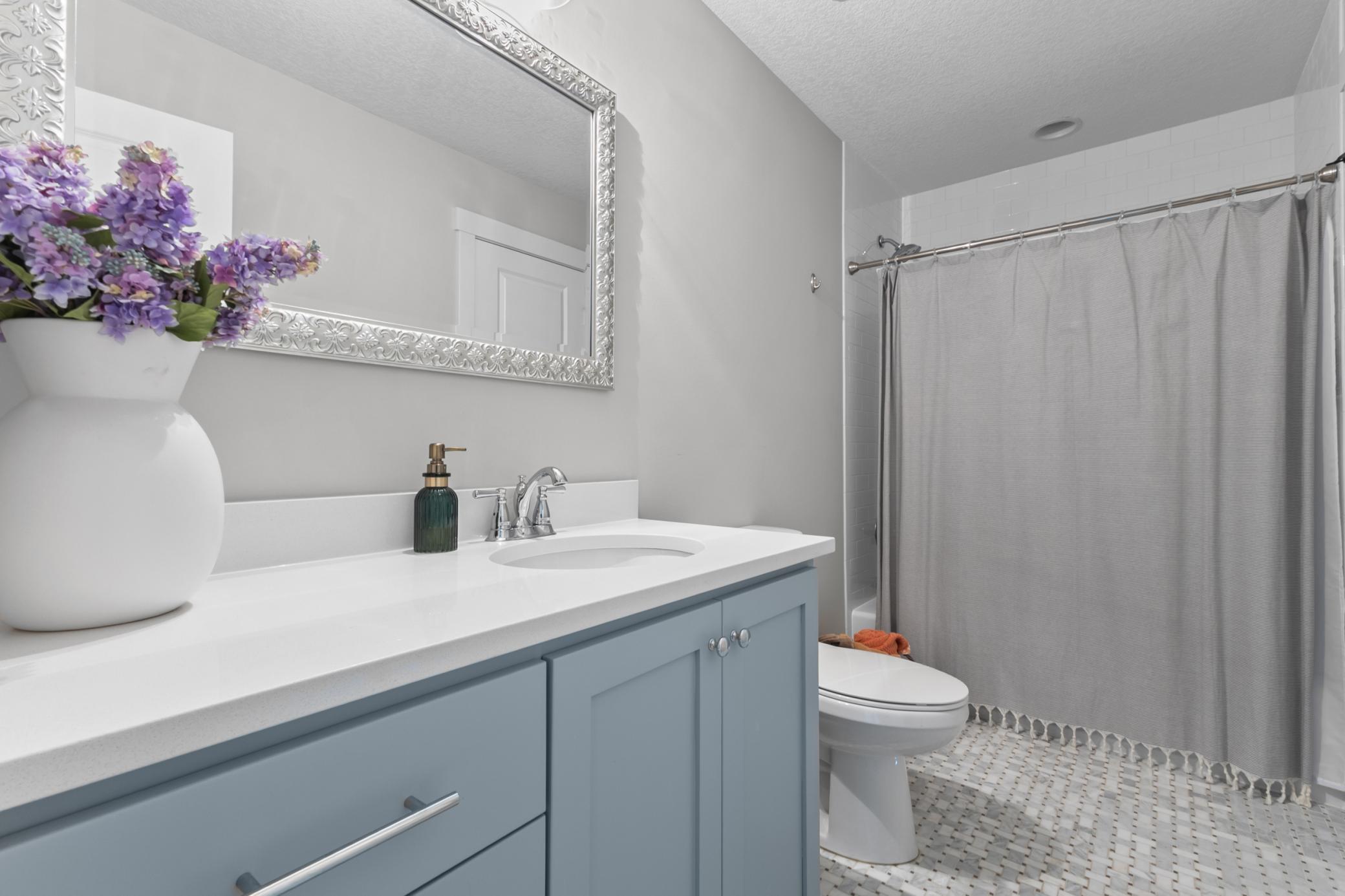 5690 Zanzibar Lane N