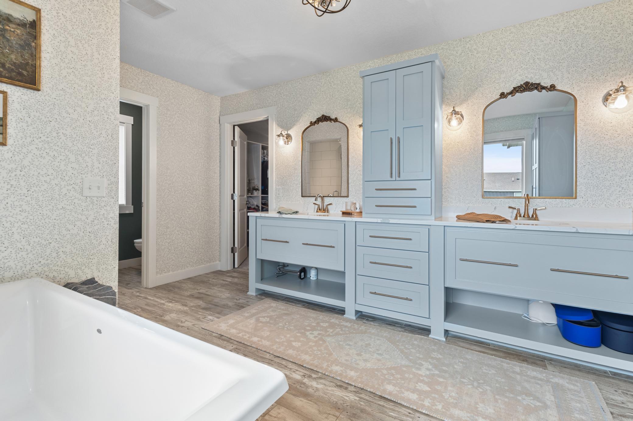 5690 Zanzibar Lane N