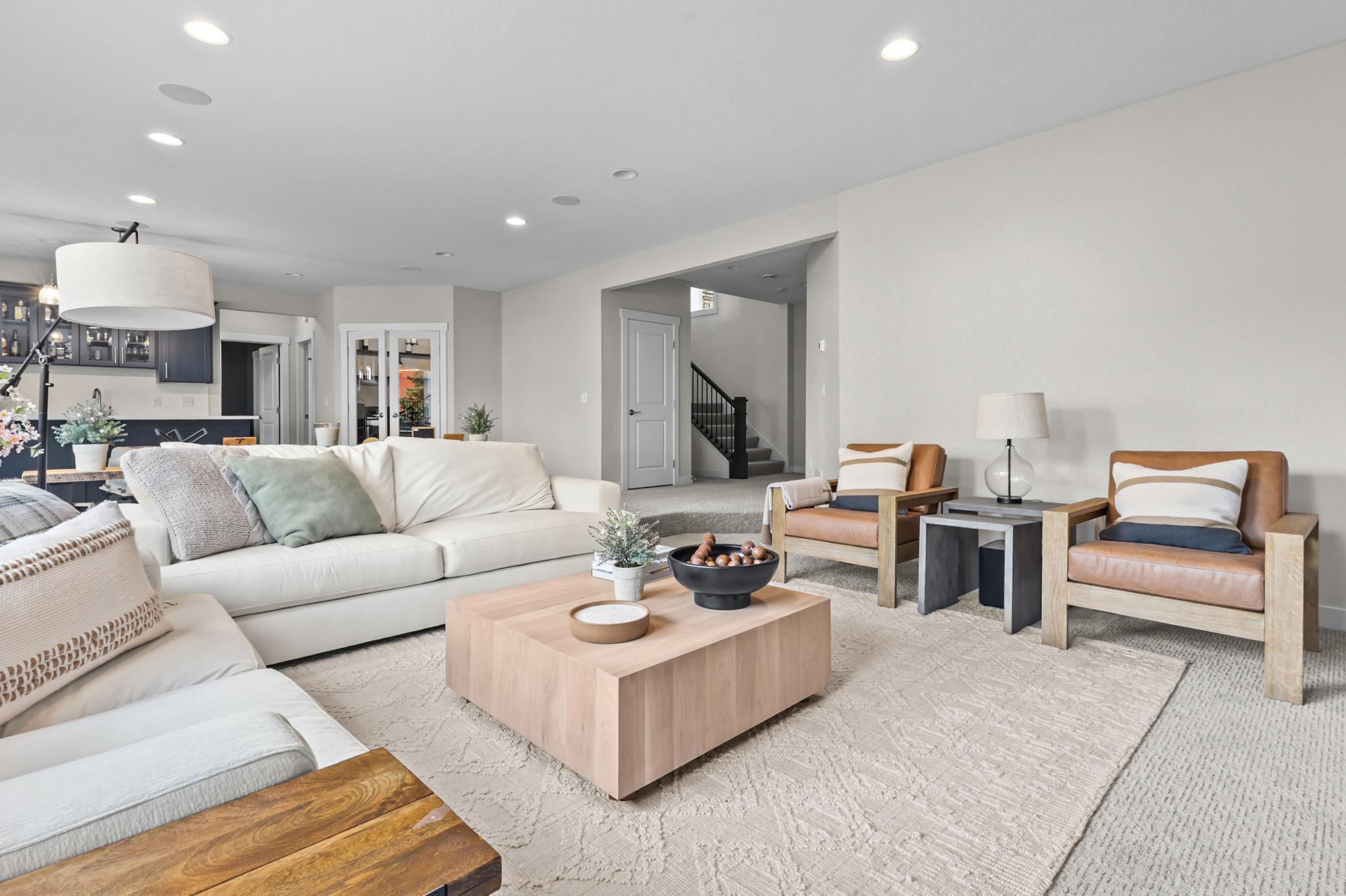 5690 Zanzibar Lane N