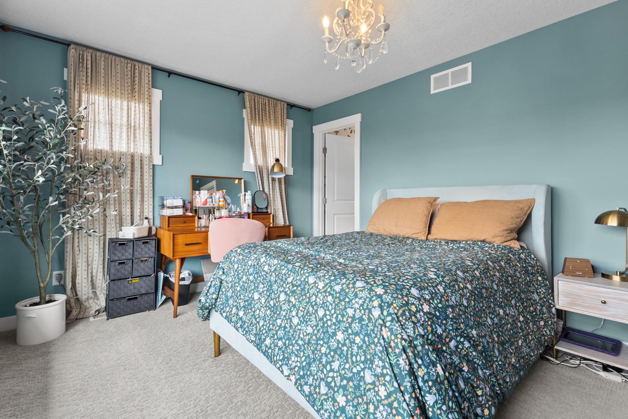 5690 Zanzibar Lane N