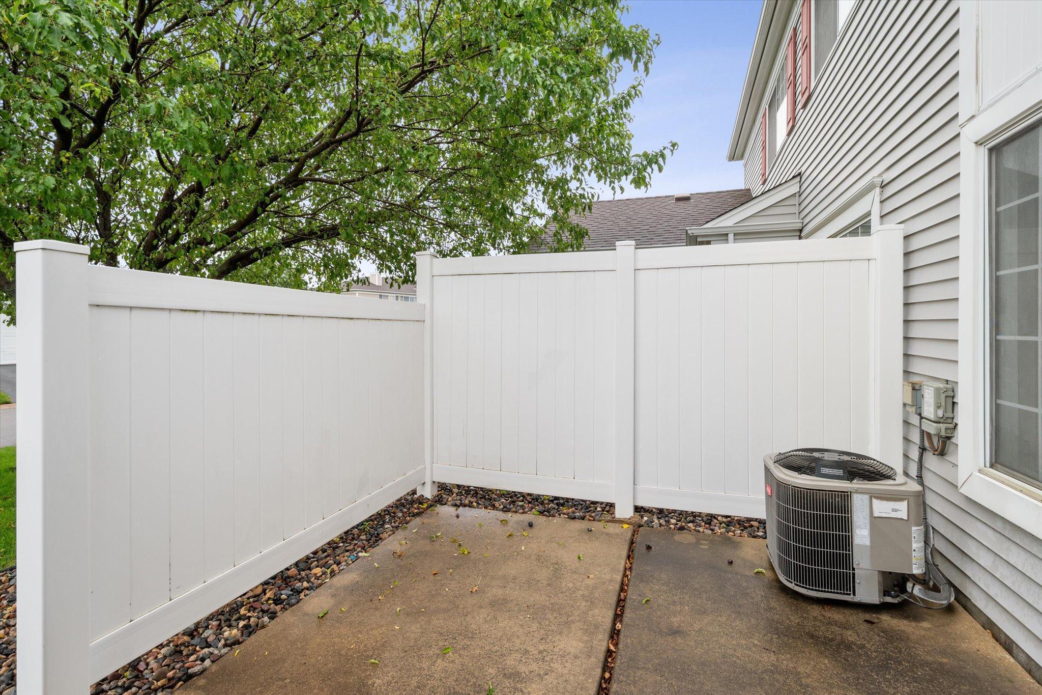 14740 Excelsior Lane