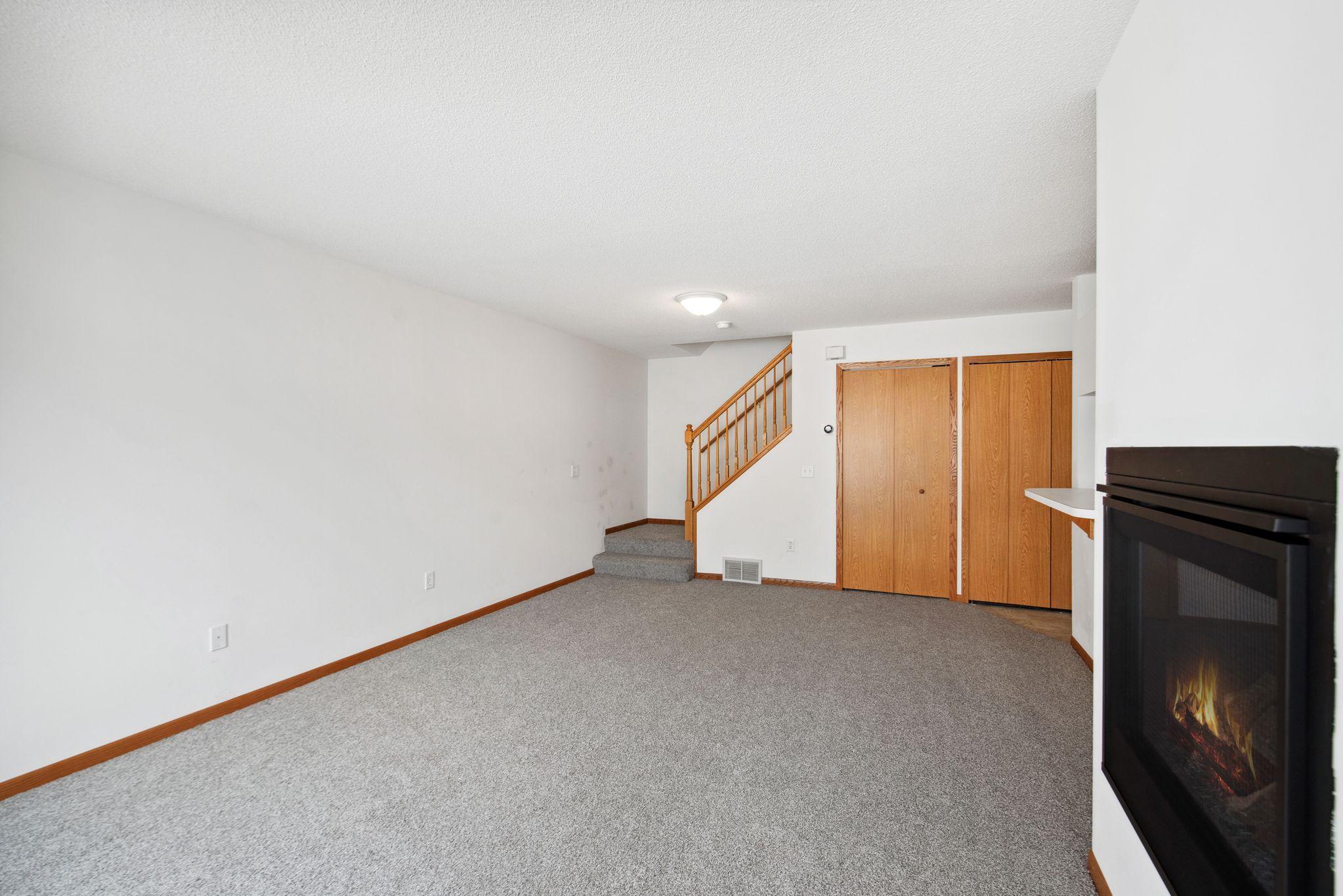 14740 Excelsior Lane