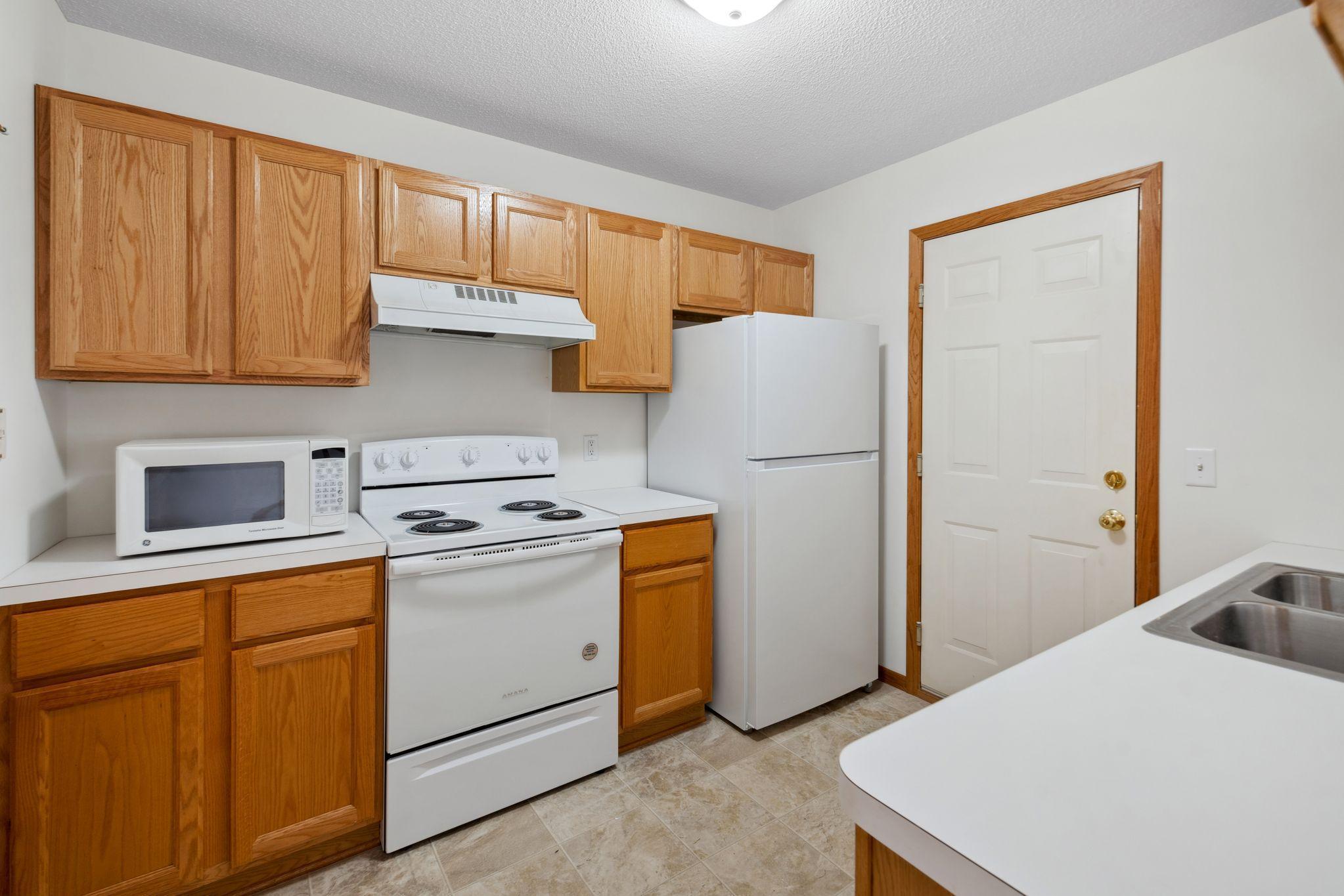 14740 Excelsior Lane