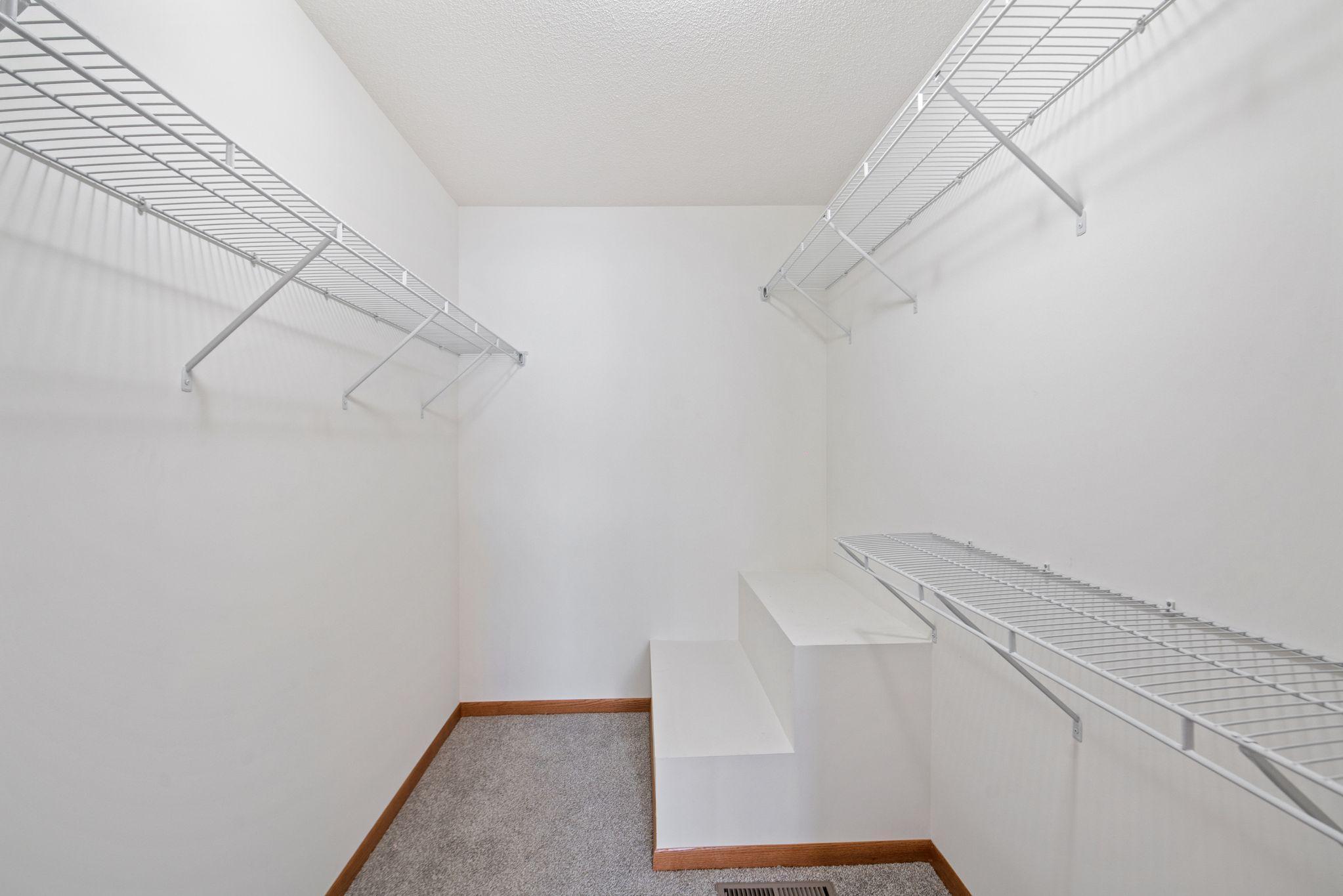 14740 Excelsior Lane