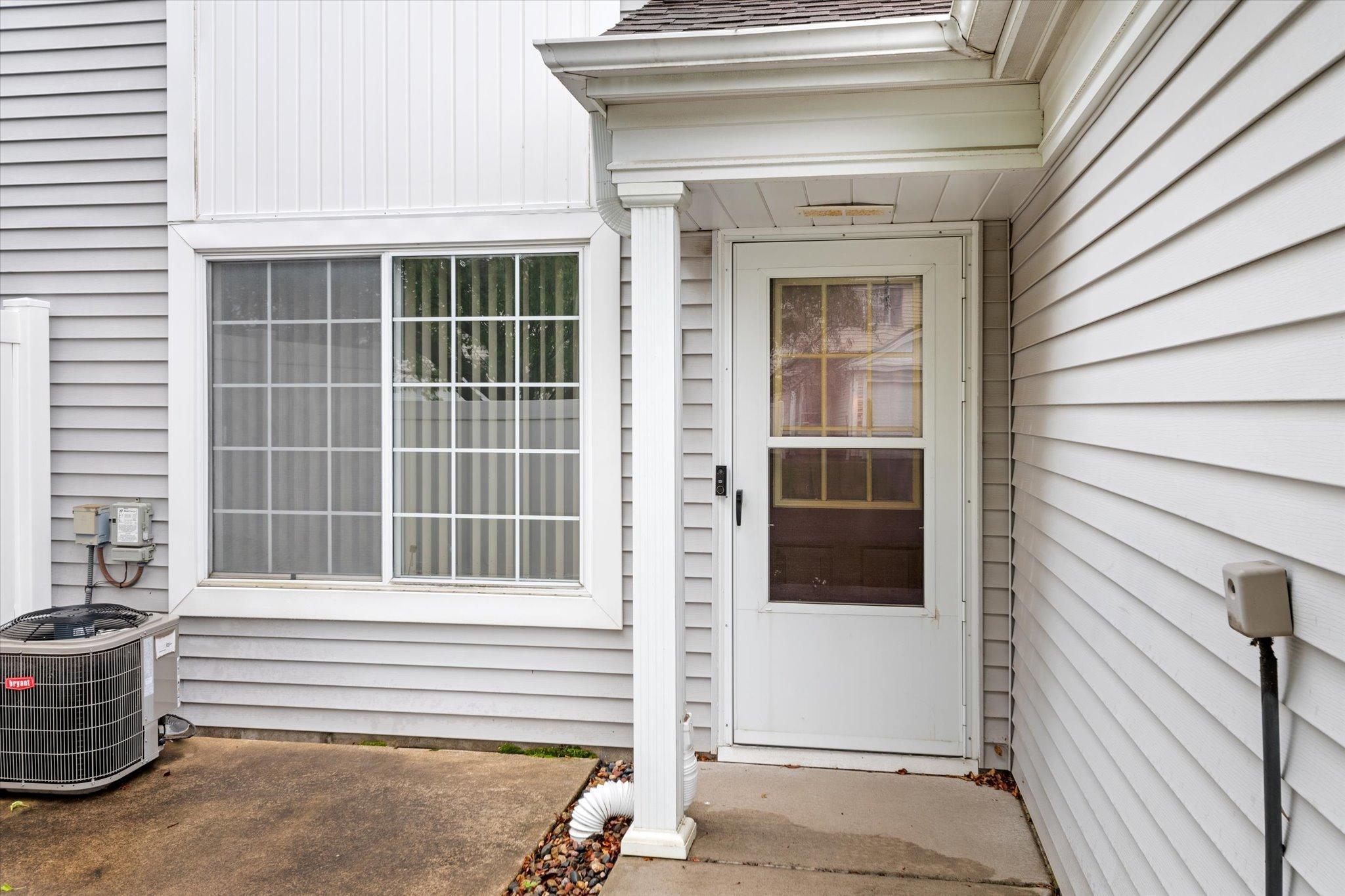 14740 Excelsior Lane