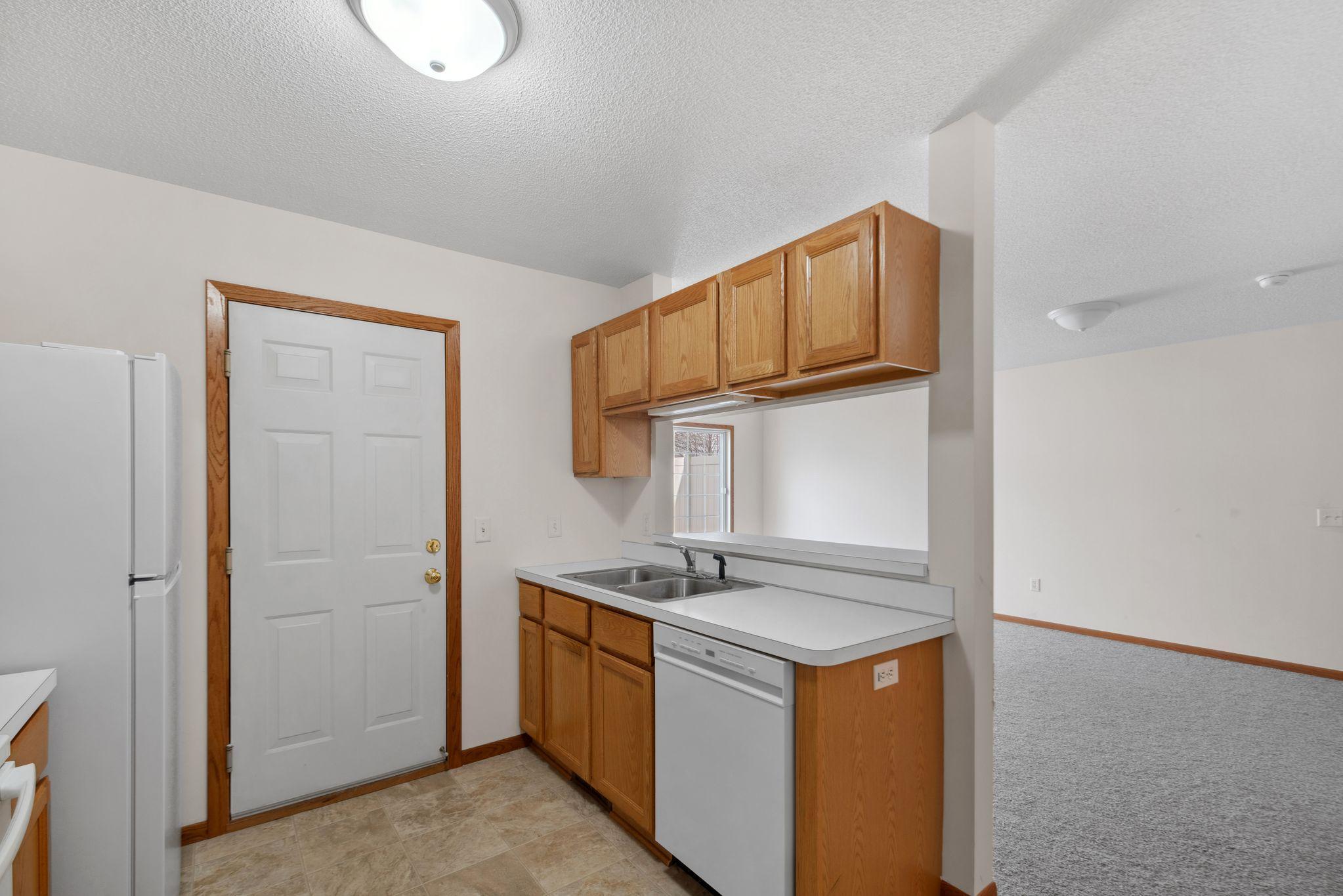 14740 Excelsior Lane