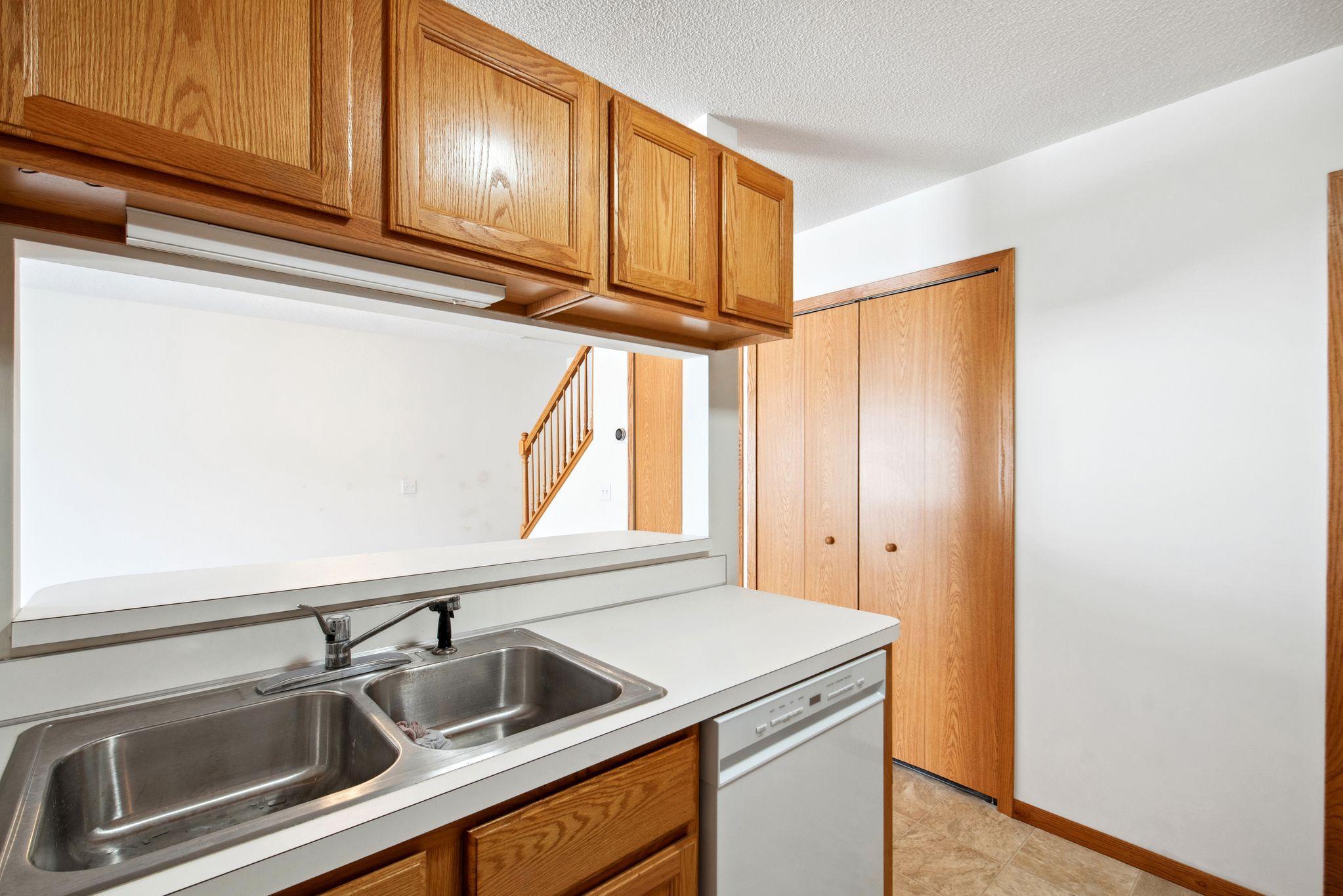14740 Excelsior Lane