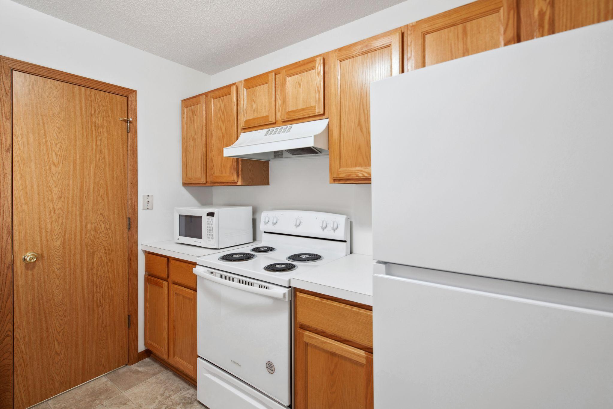 14740 Excelsior Lane