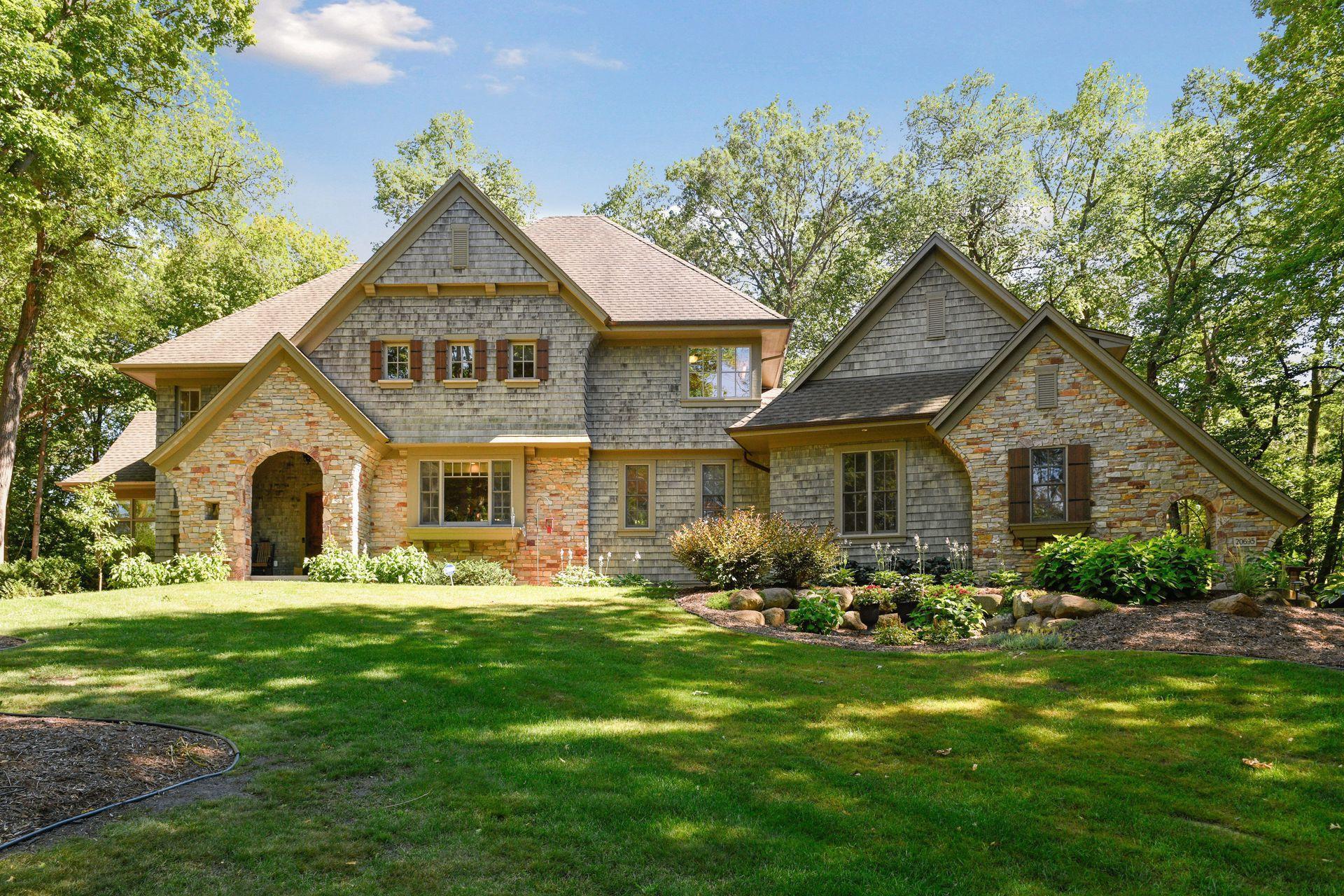 20695 Spencer Lane