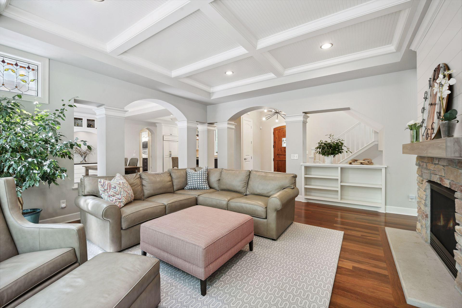 20695 Spencer Lane