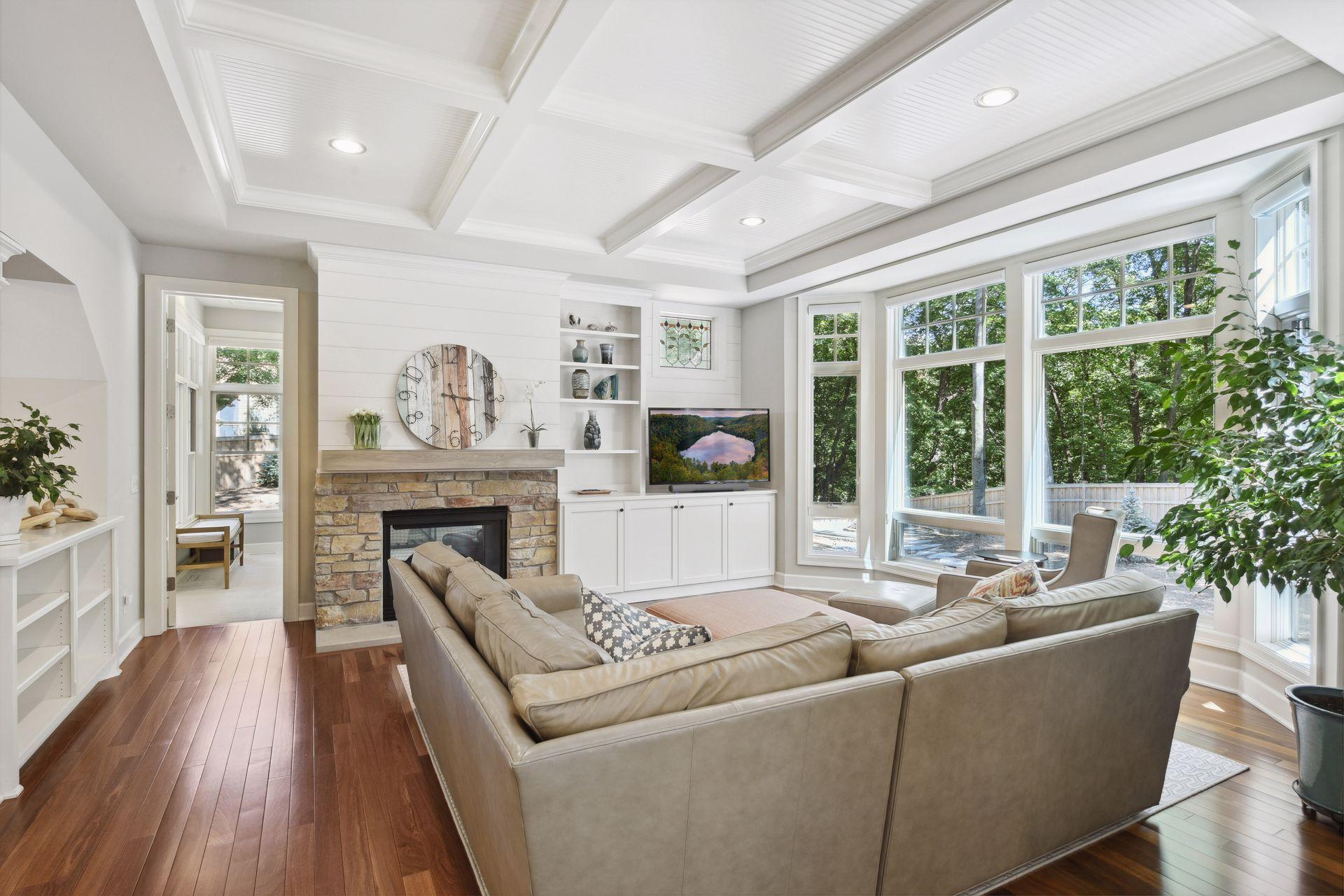 20695 Spencer Lane