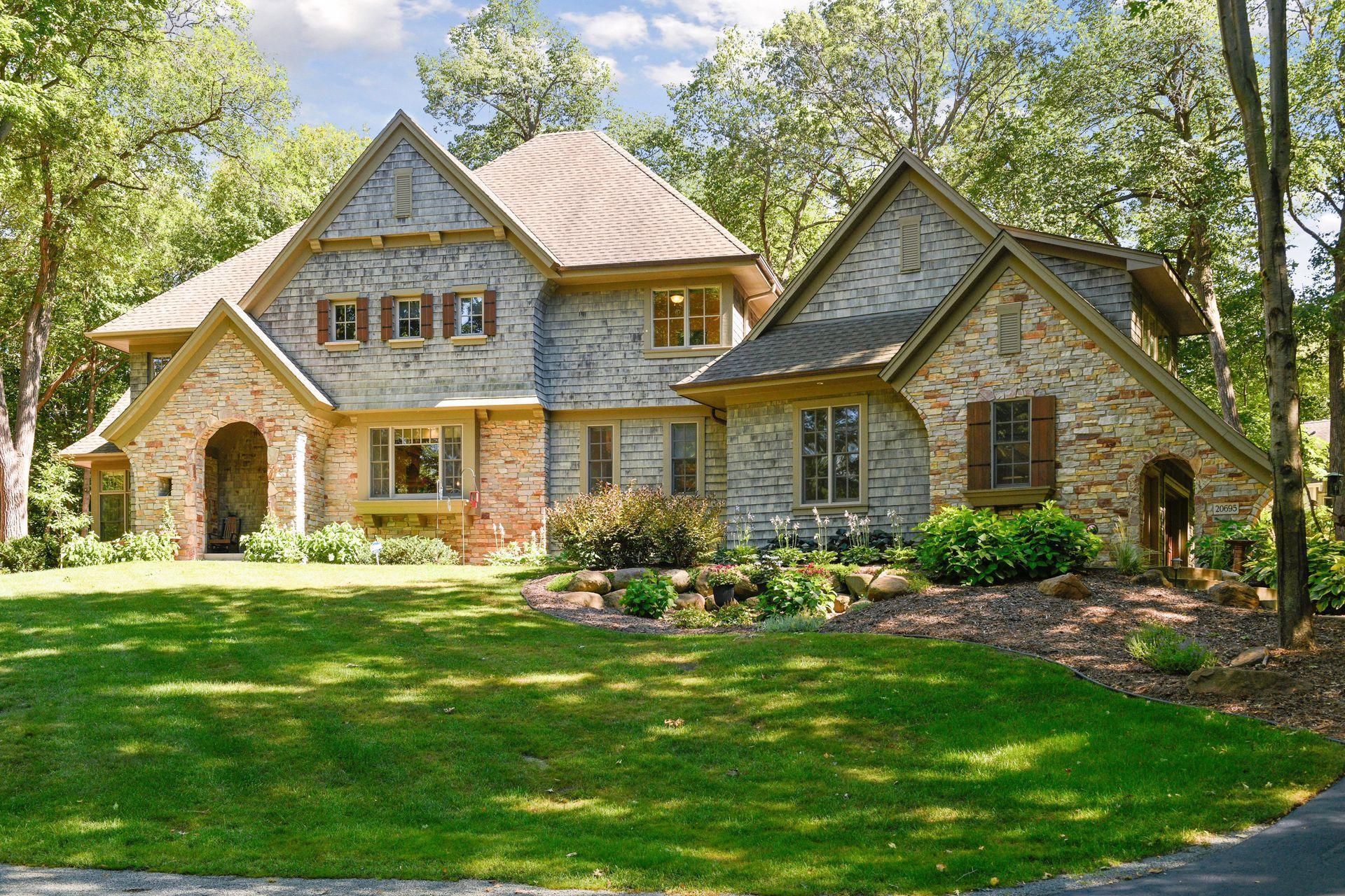 20695 Spencer Lane