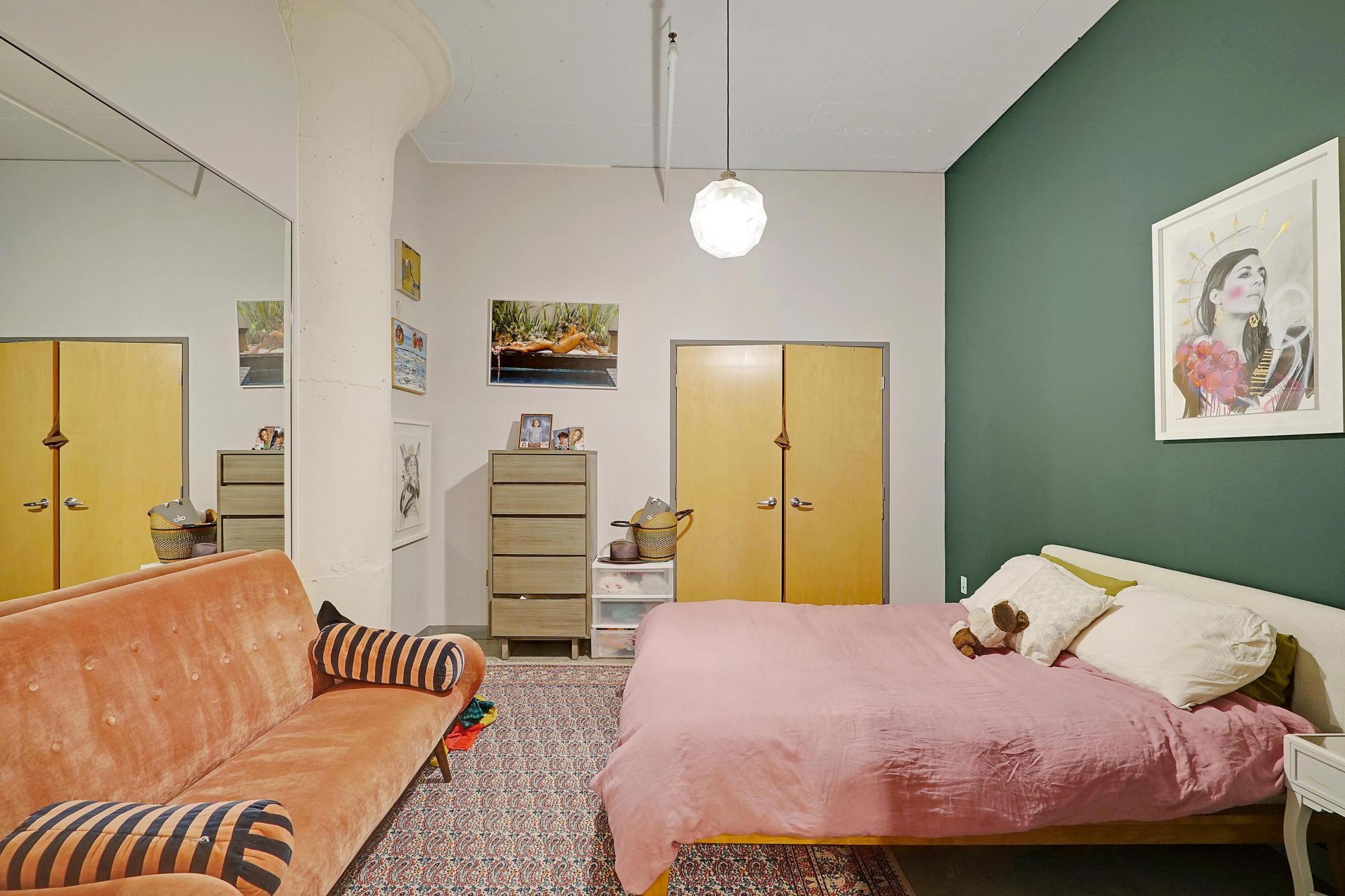 250 Park Avenue Unit: 305