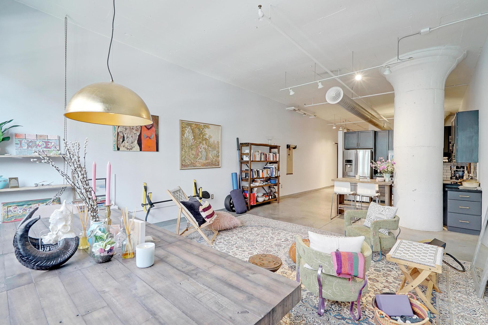 250 Park Avenue Unit: 305