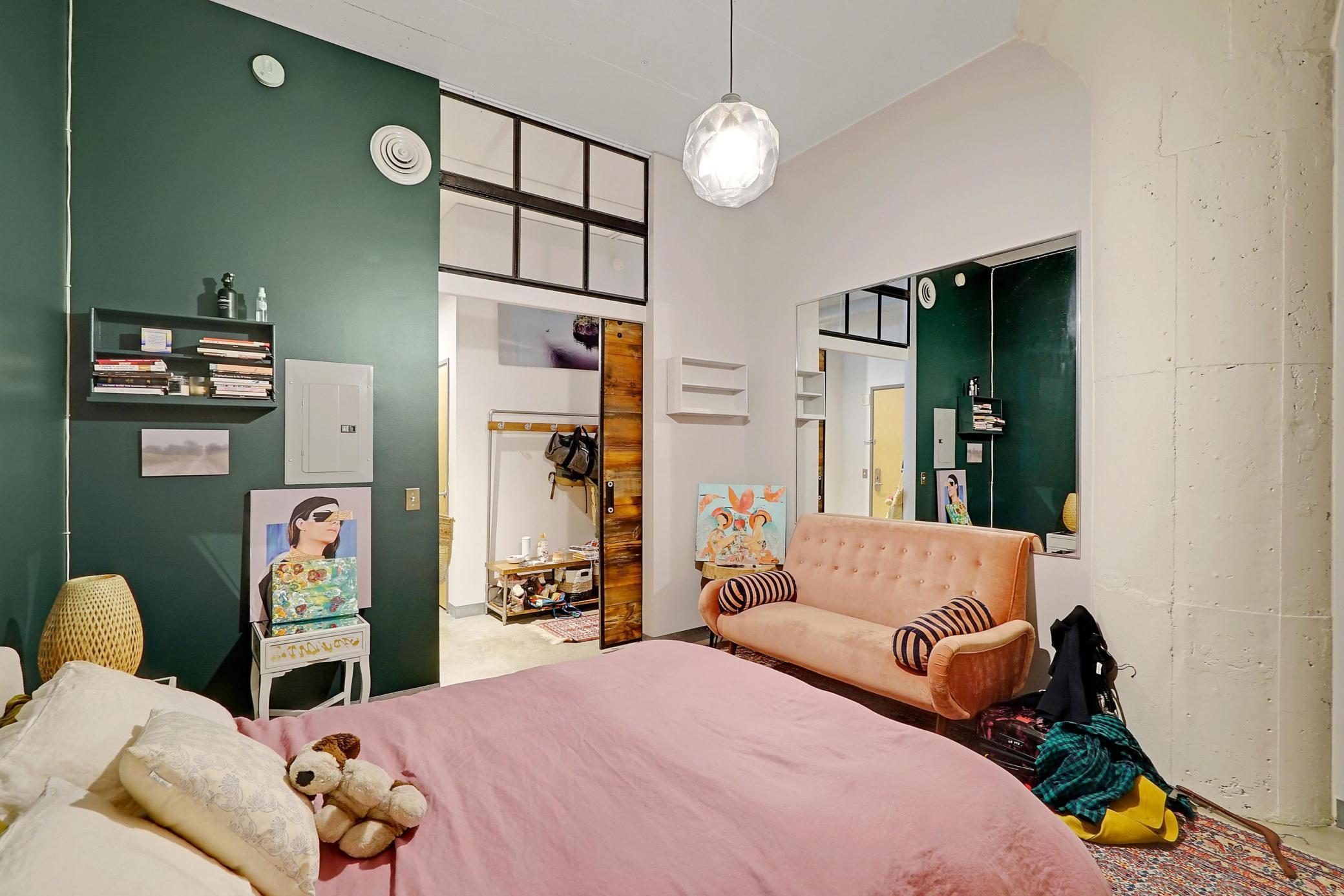 250 Park Avenue Unit: 305