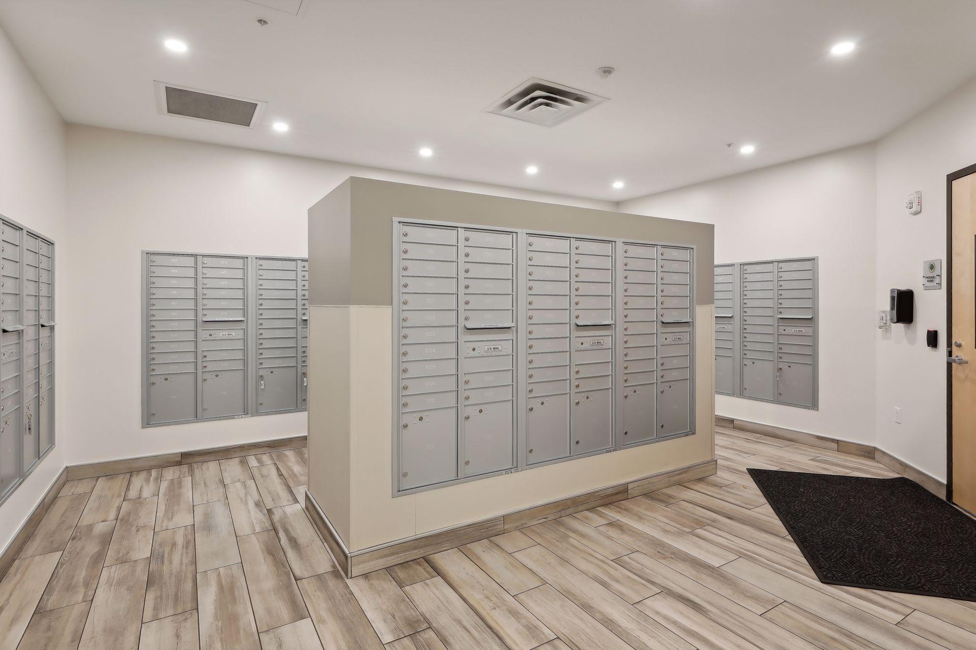 1240 S 2nd Street Unit: 1004