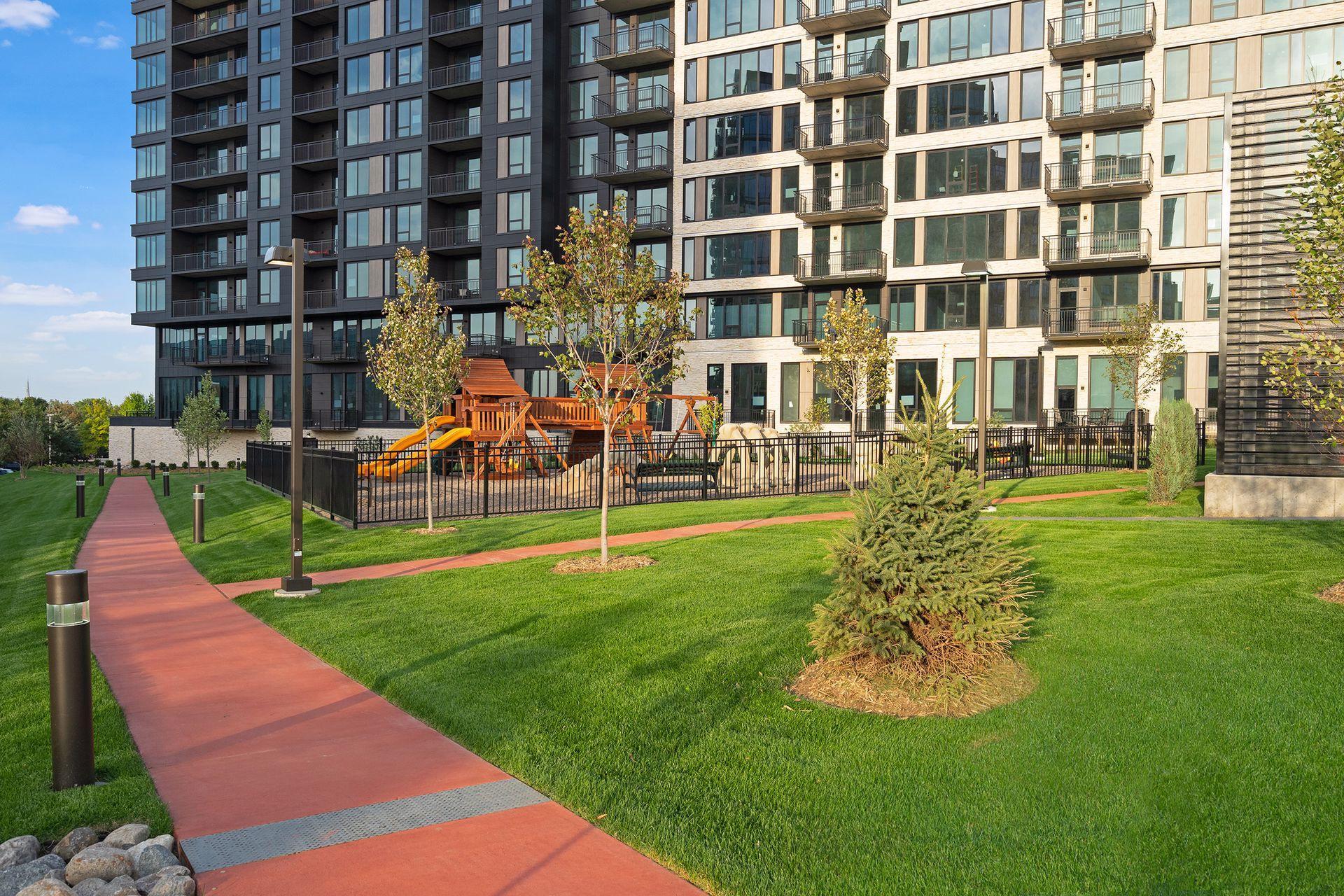1240 S 2nd Street Unit: 1004