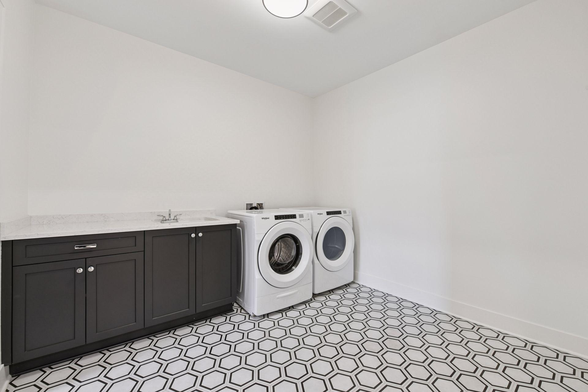 222 Ferndale Road S Unit: 207