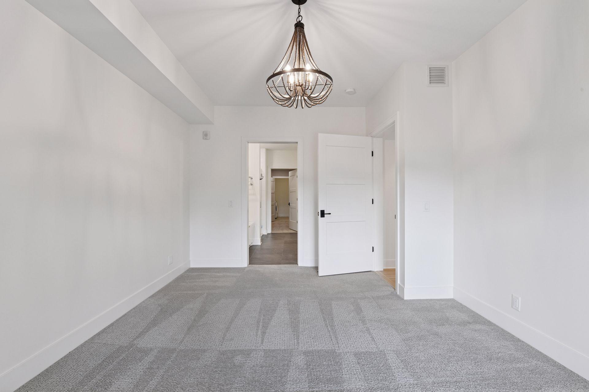 222 Ferndale Road S Unit: 207