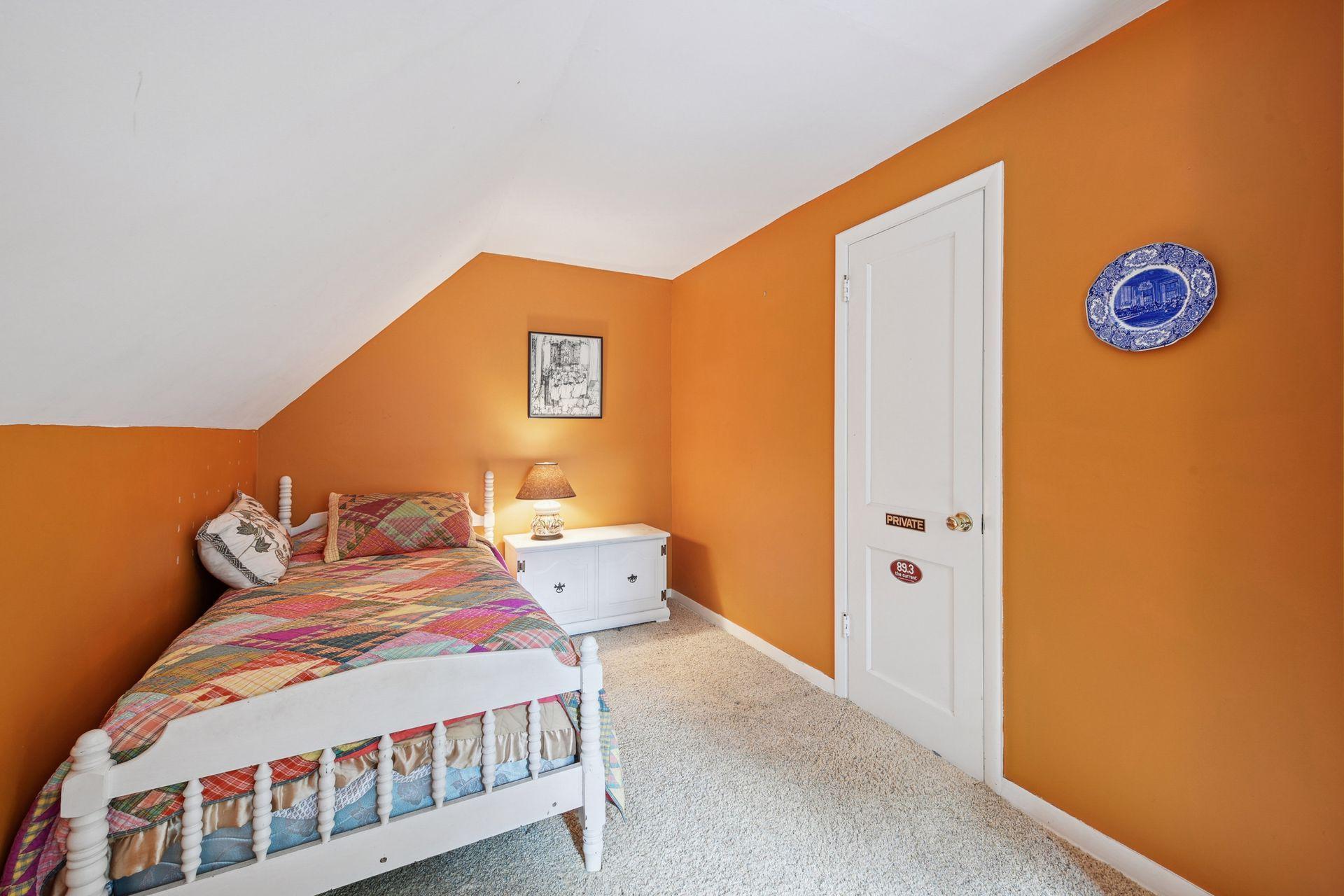 19135 Highland Avenue