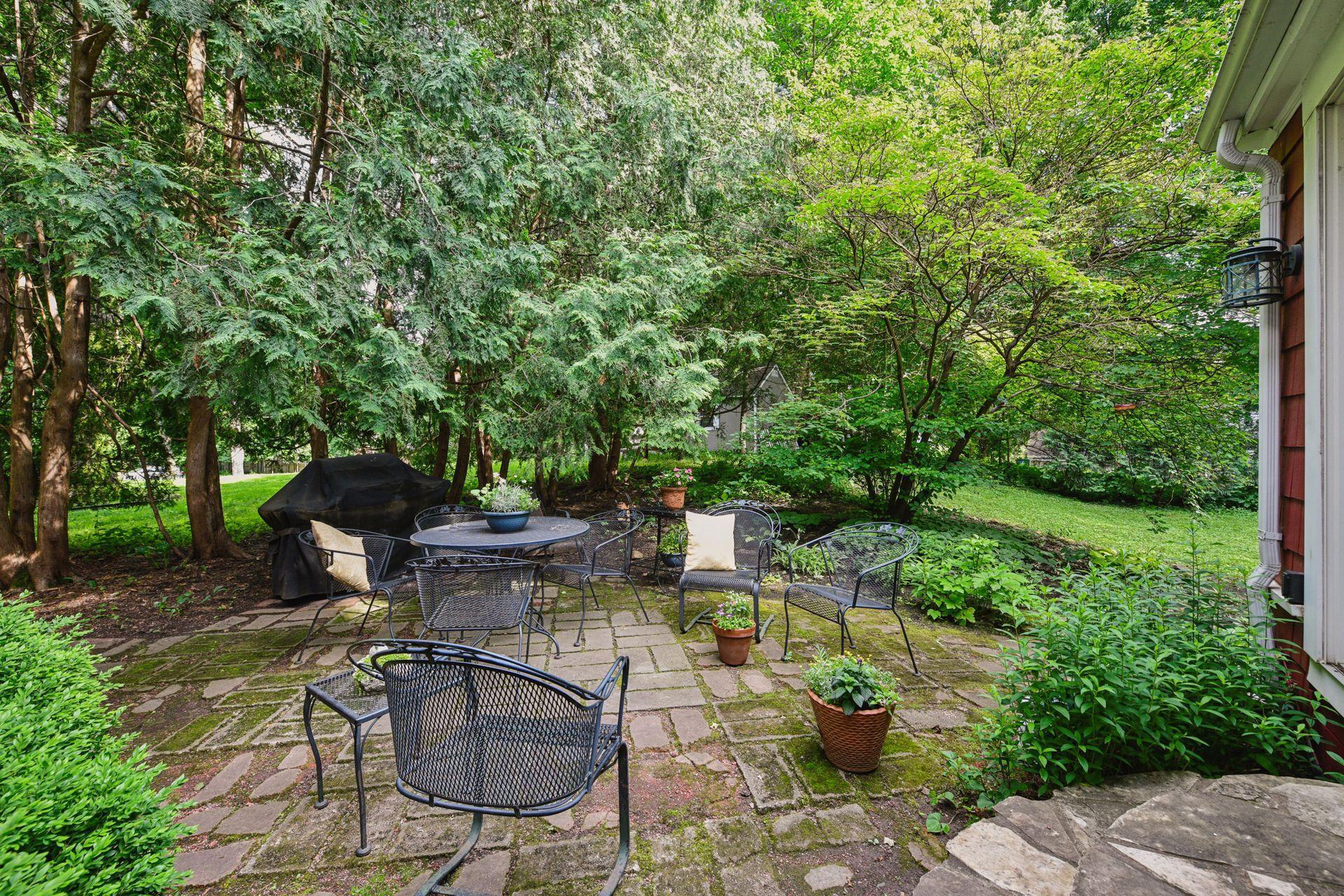 19135 Highland Avenue