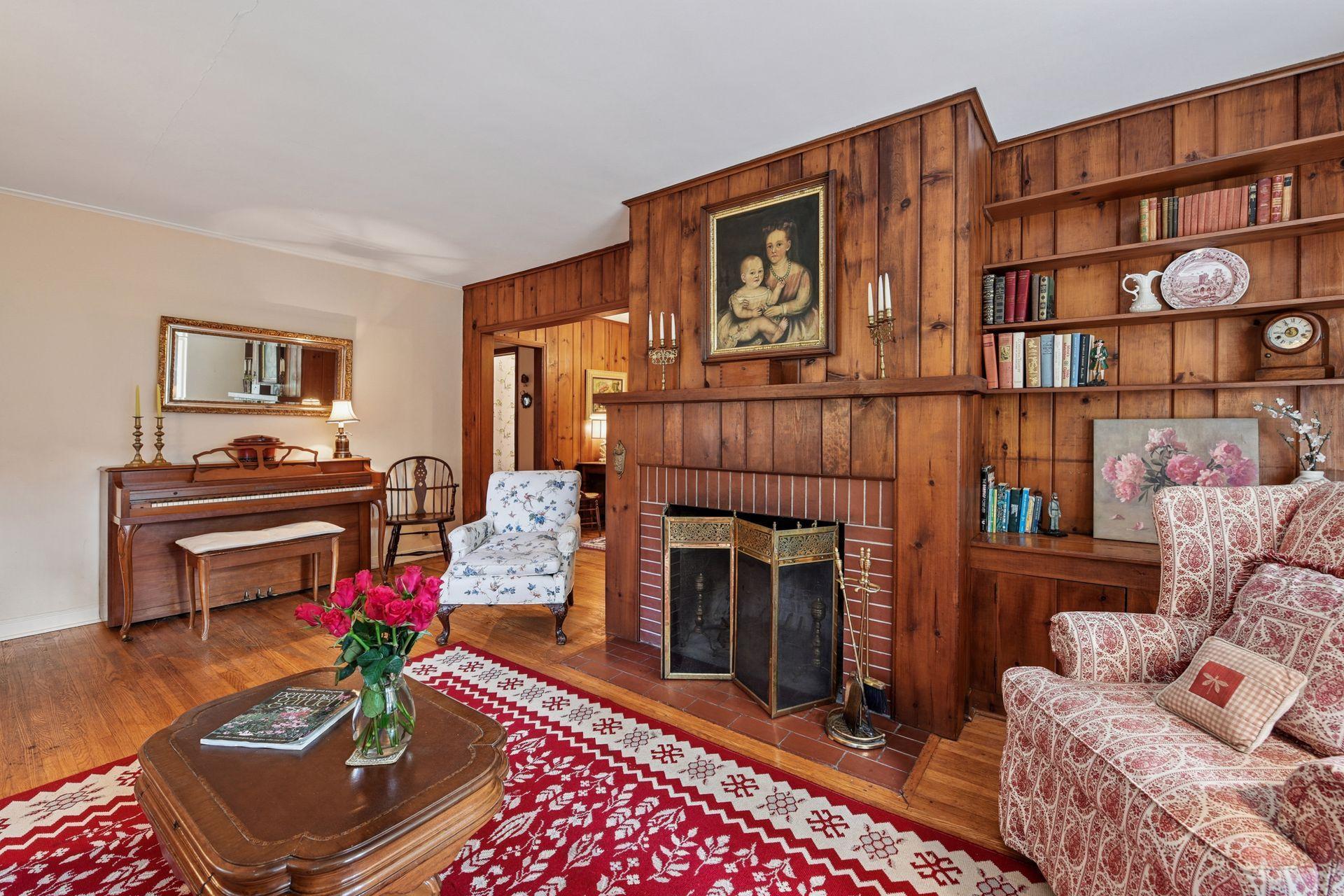 19135 Highland Avenue