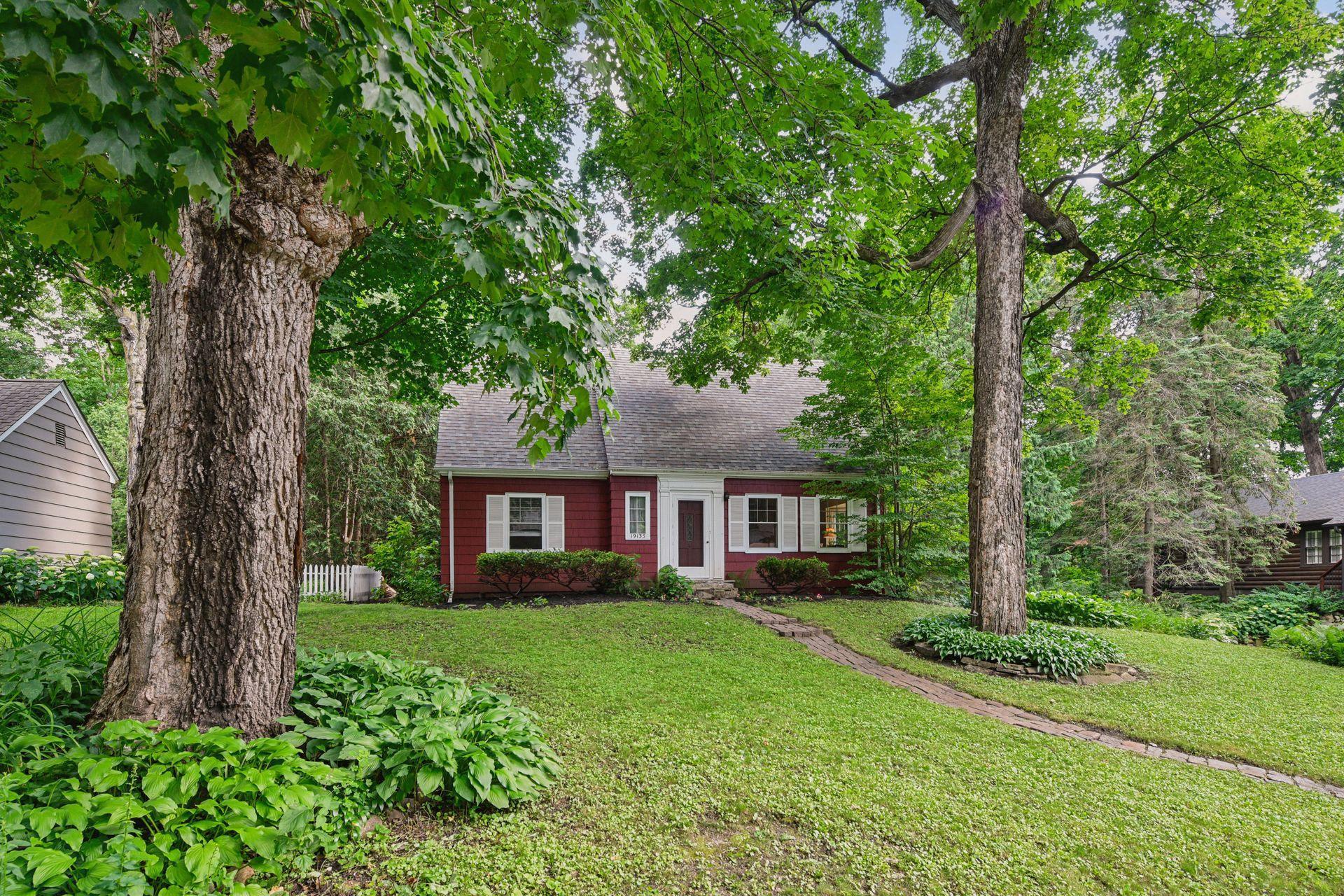 19135 Highland Avenue