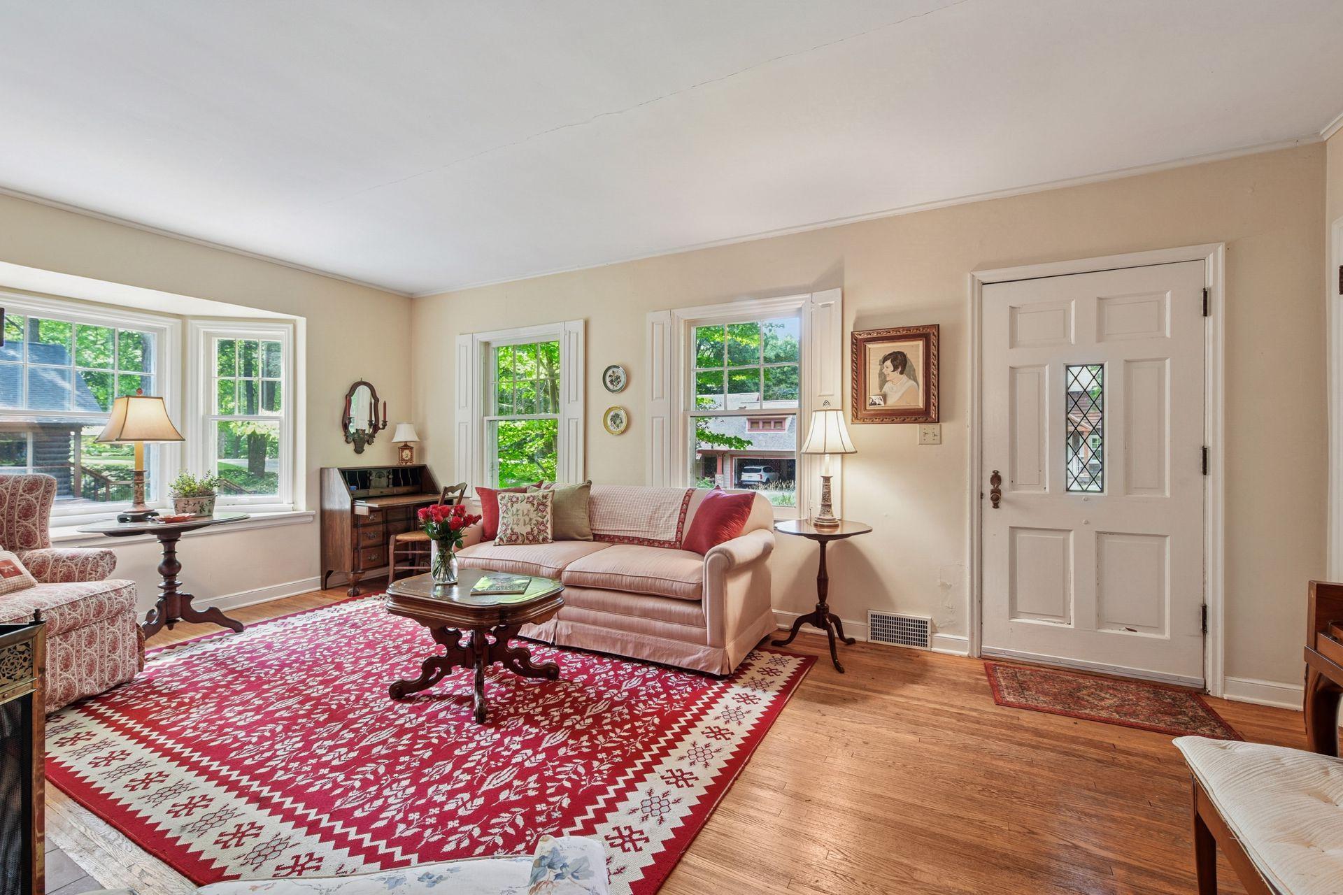 19135 Highland Avenue