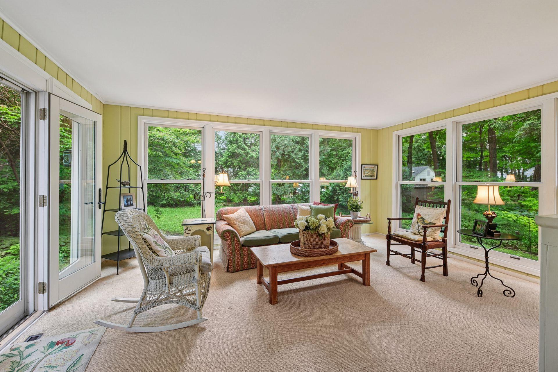 19135 Highland Avenue