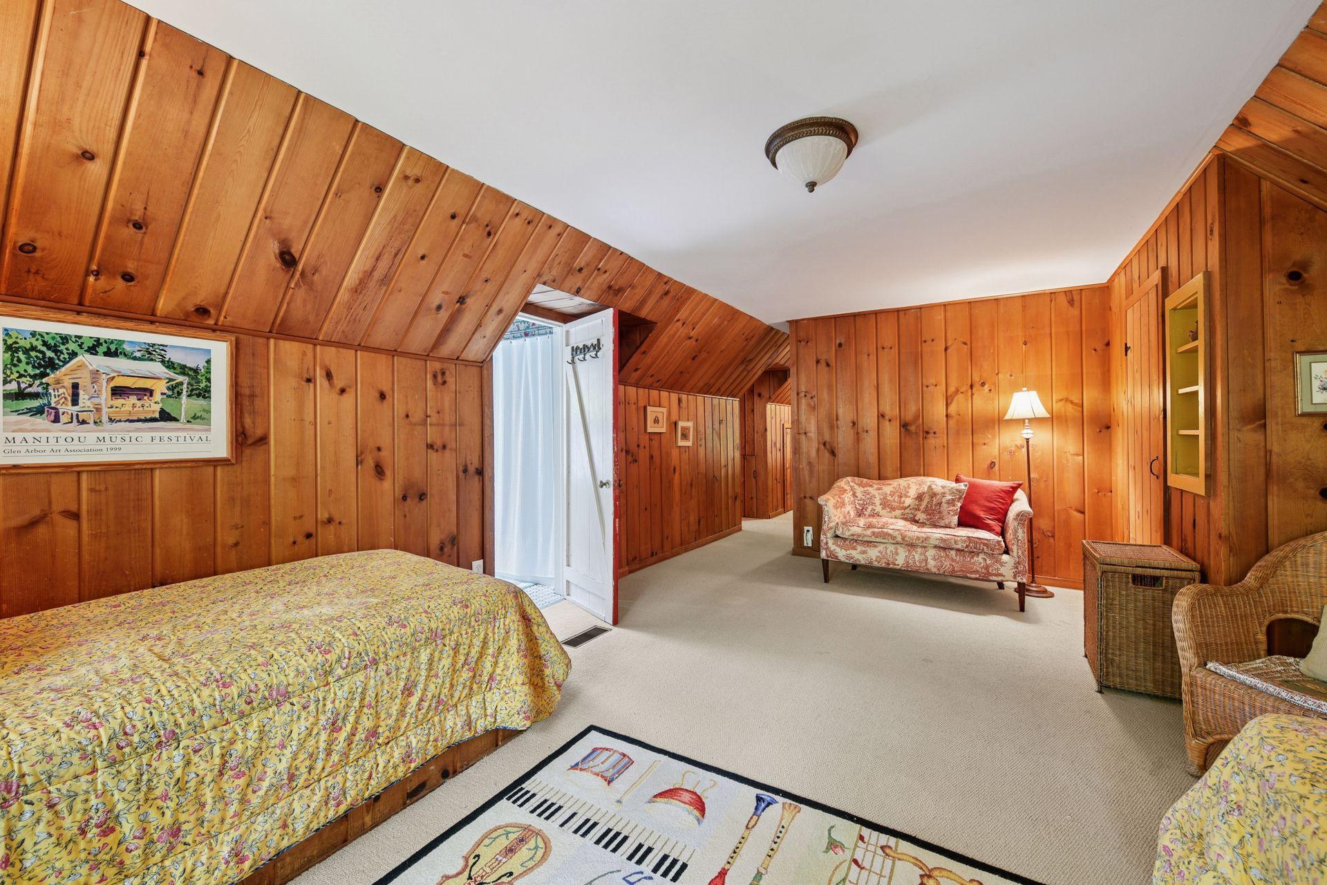 19135 Highland Avenue