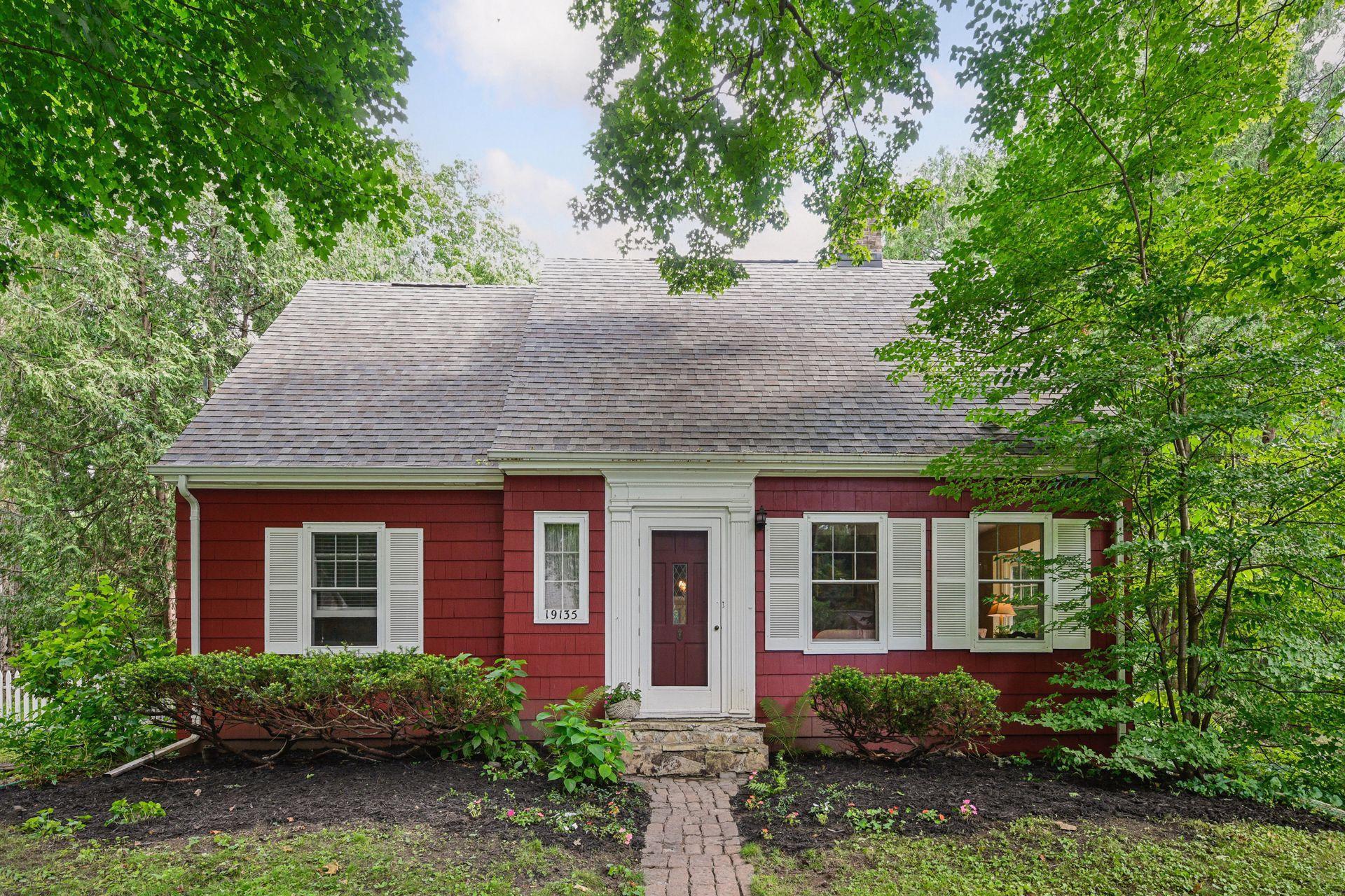 19135 Highland Avenue