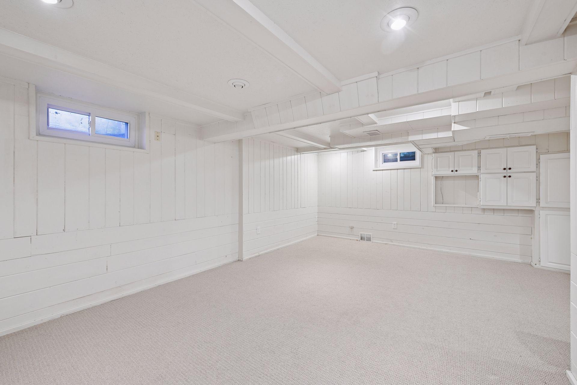 19135 Highland Avenue