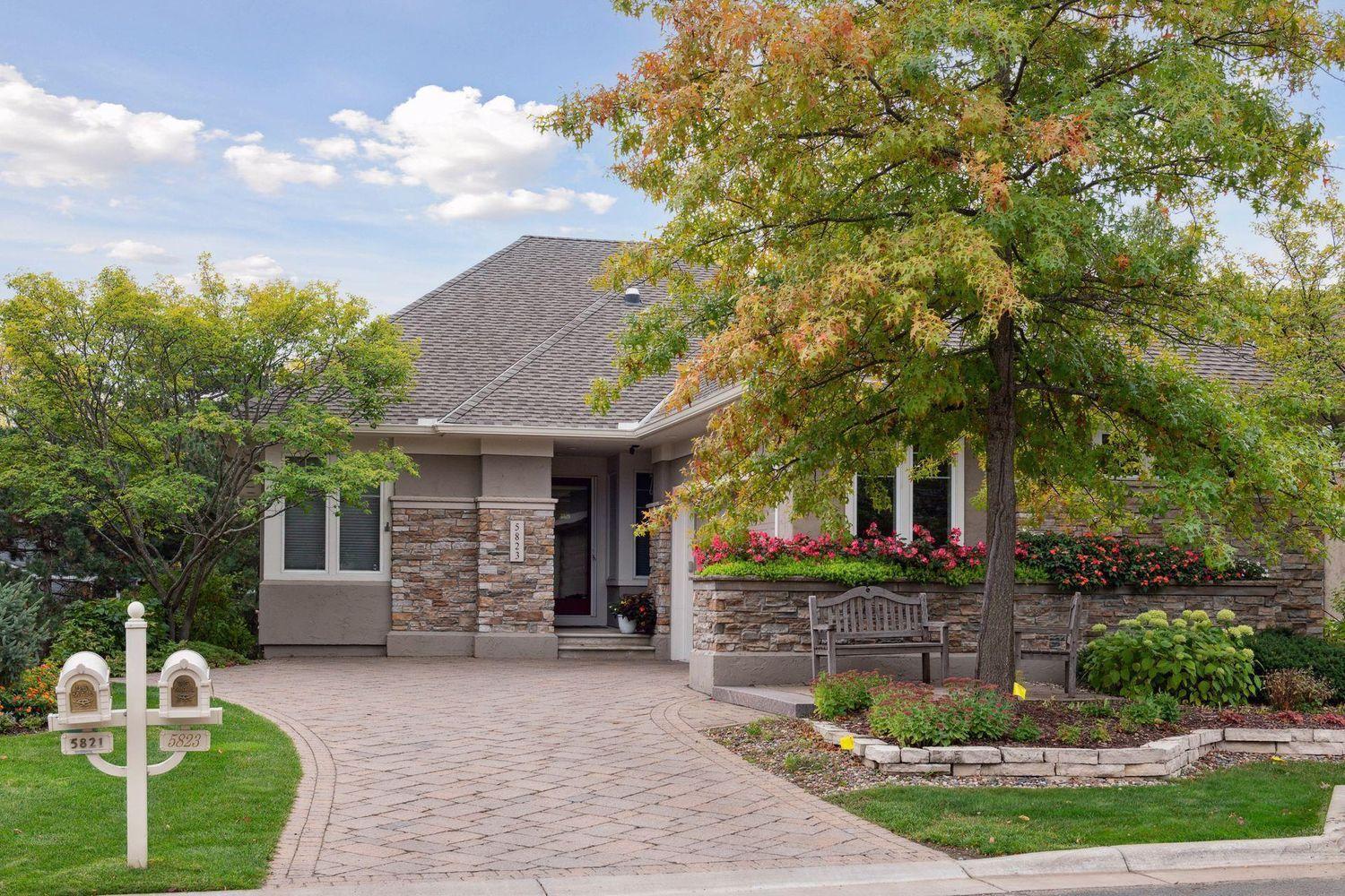 5823 Vernon Lane