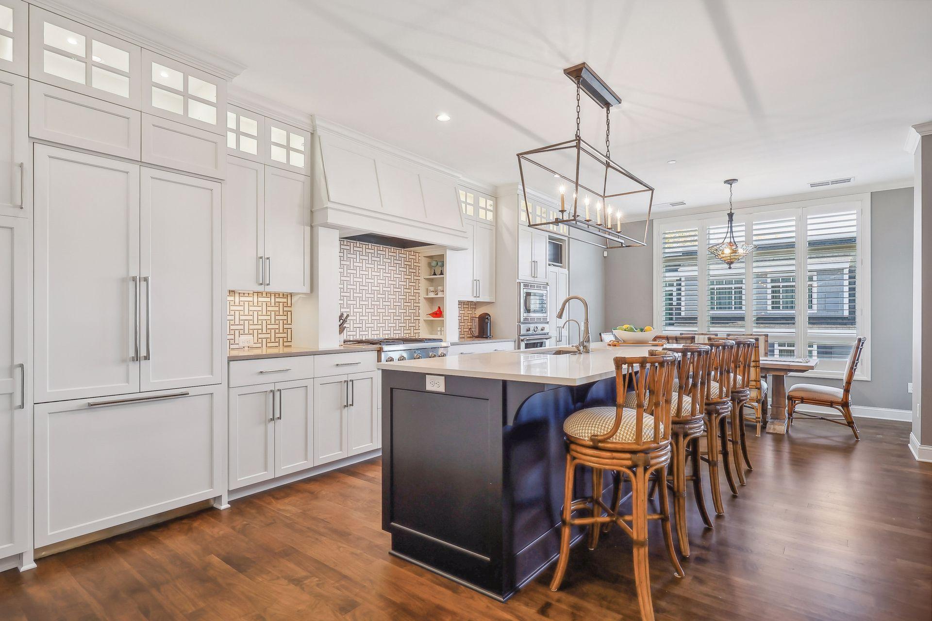 875 Lake Street N Unit: #409