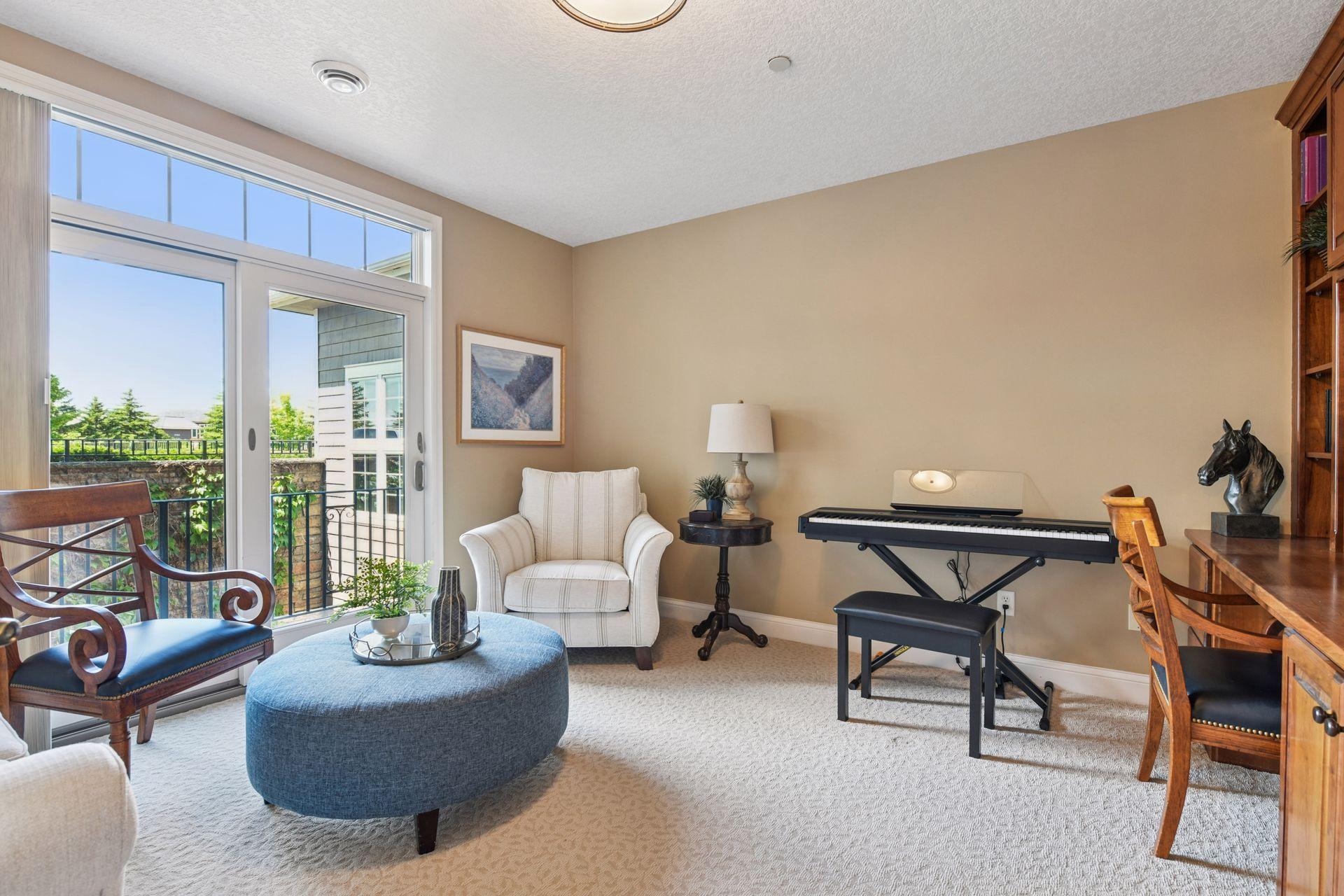 21957 Minnetonka Boulevard Unit: 16
