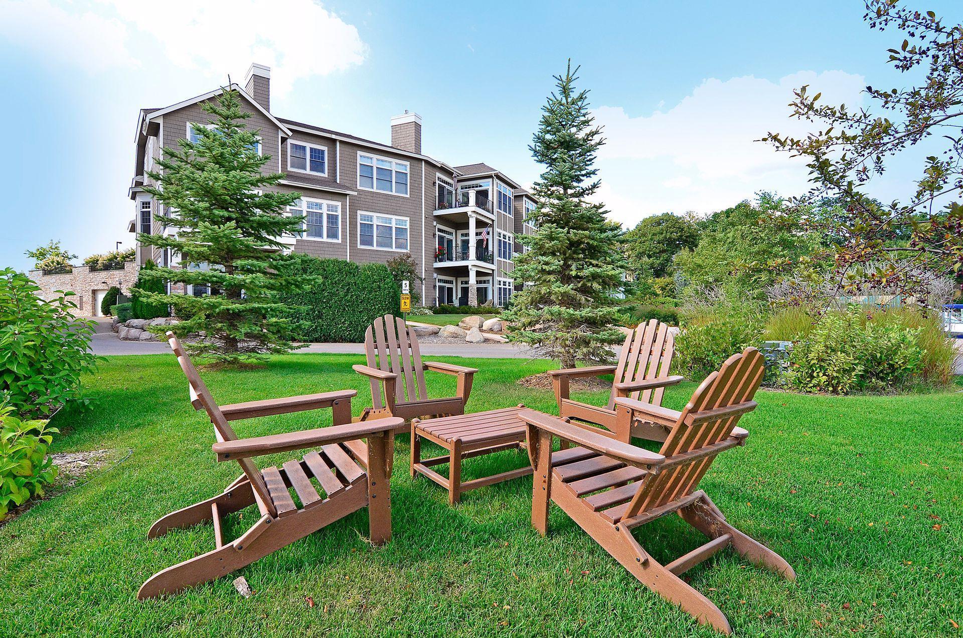 21957 Minnetonka Boulevard Unit: 16