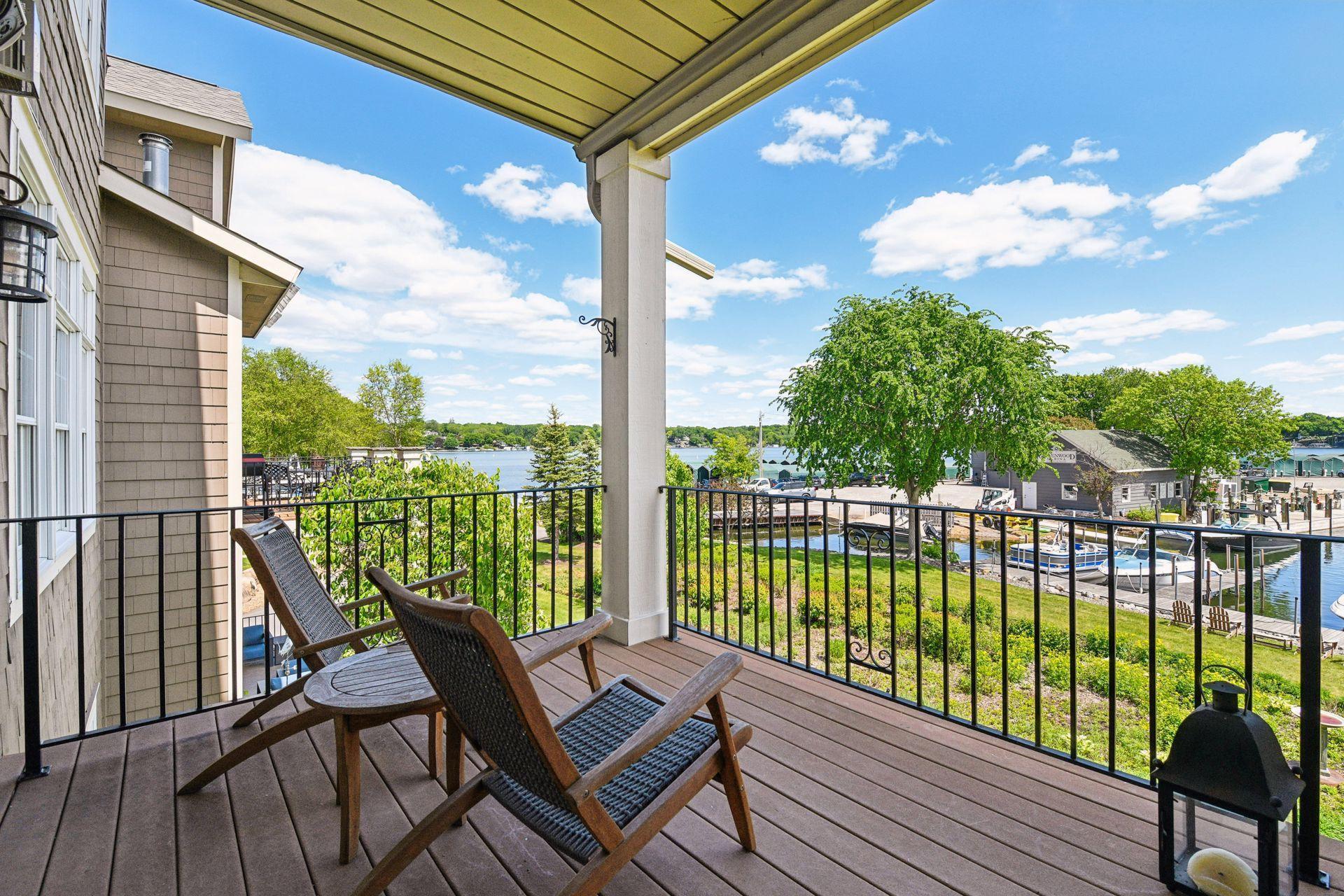 21957 Minnetonka Boulevard Unit: 16