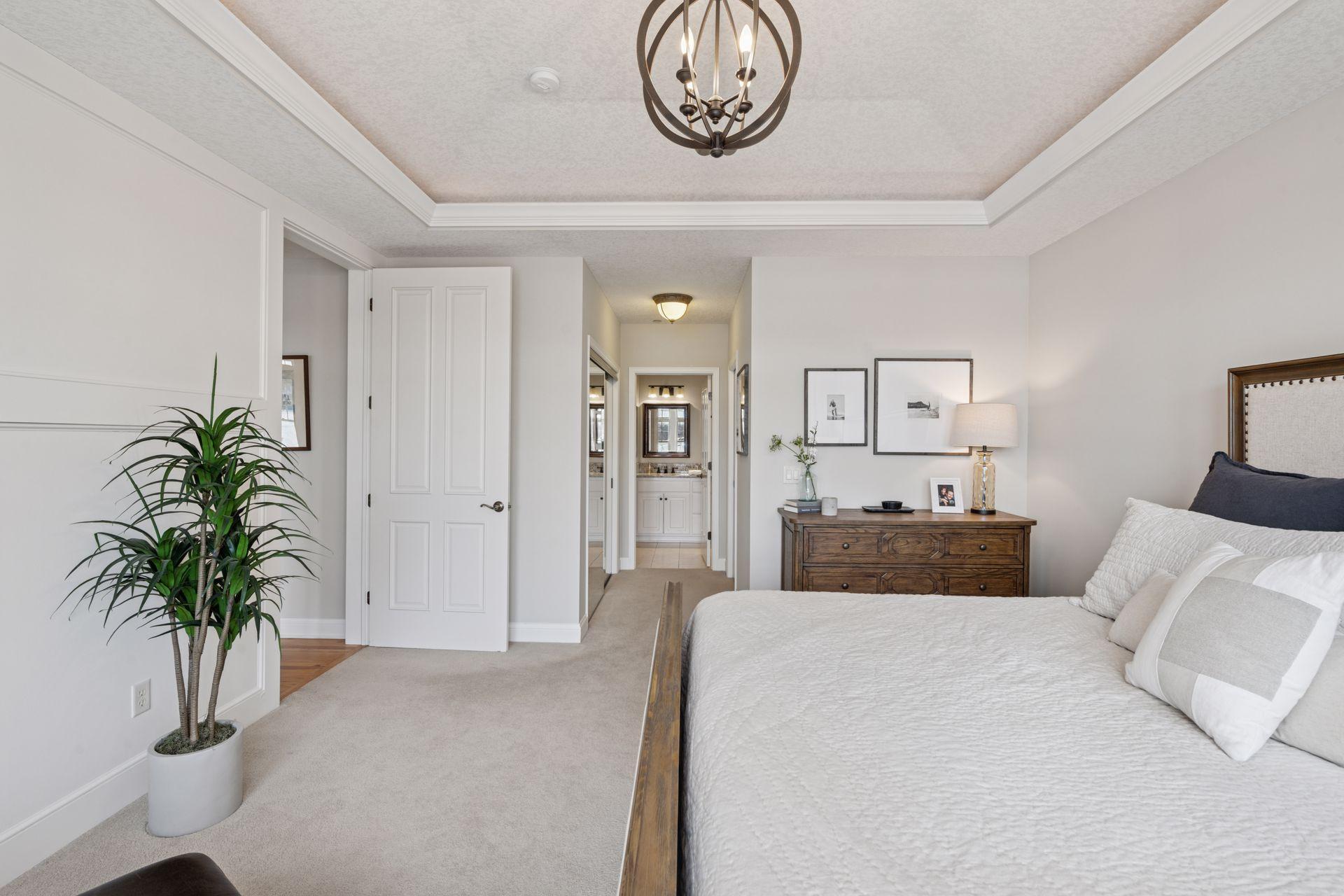 21957 Minnetonka Boulevard Unit: 16