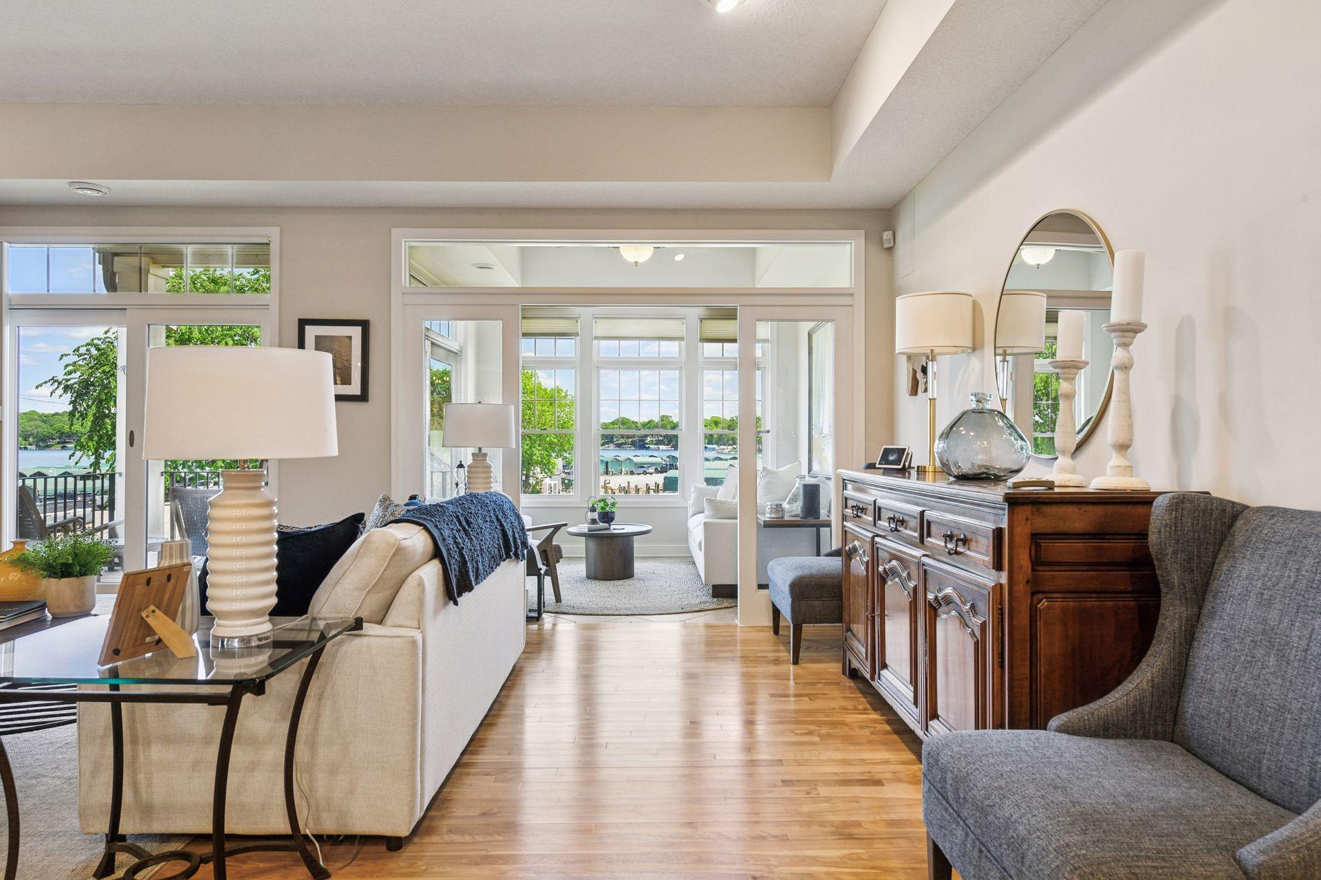 21957 Minnetonka Boulevard Unit: 16