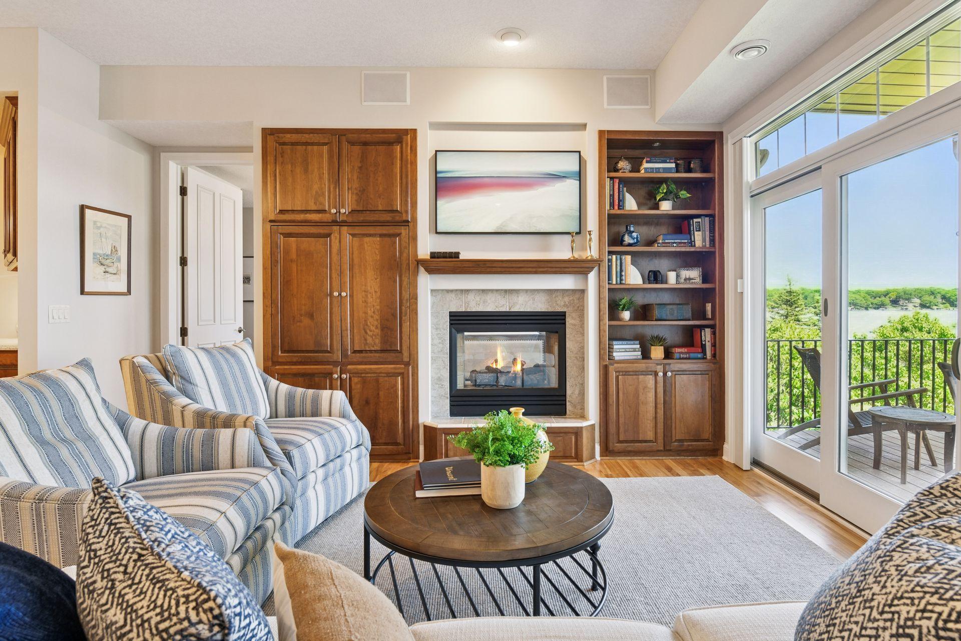 21957 Minnetonka Boulevard Unit: 16