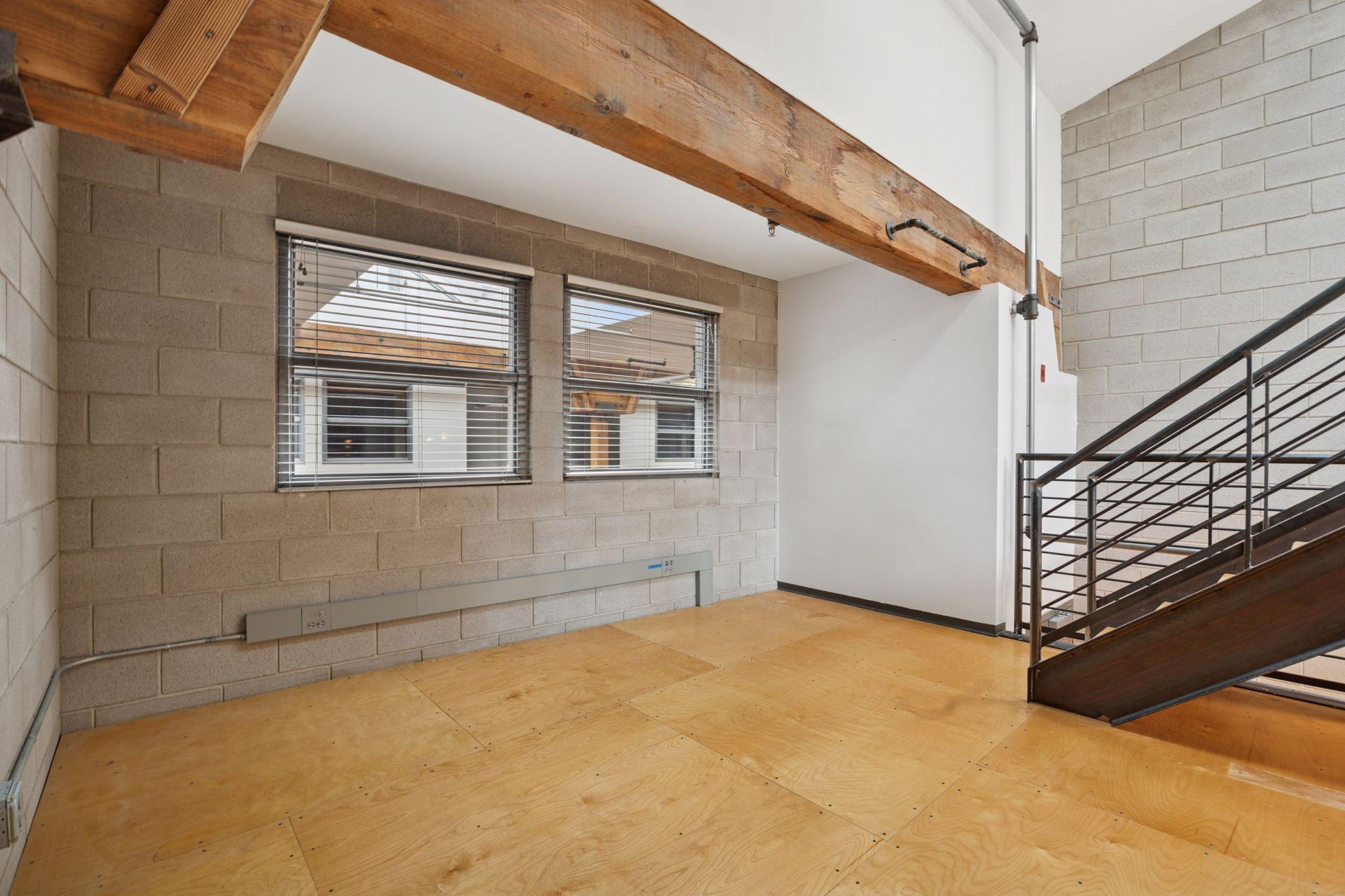 801 Washington Avenue N Unit: 316