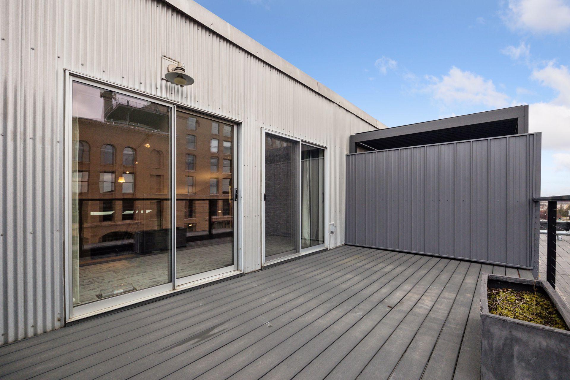 801 Washington Avenue N Unit: 316