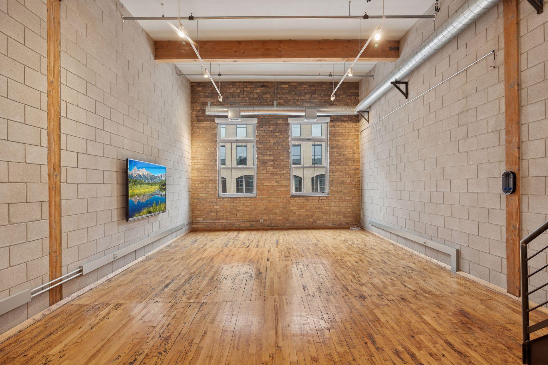 801 Washington Avenue N Unit: 316