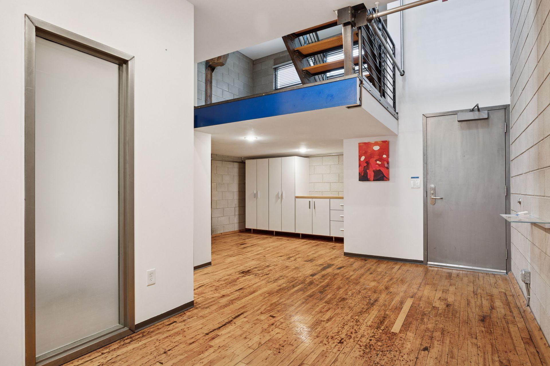 801 Washington Avenue N Unit: 316