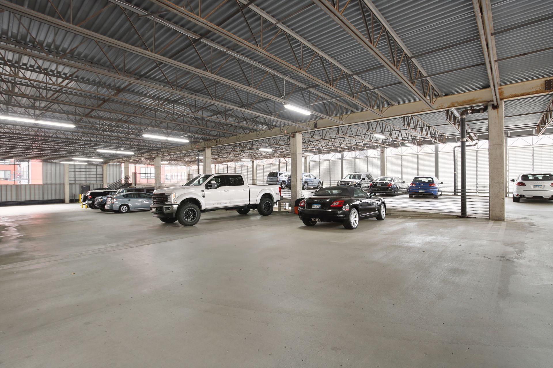 801 Washington Avenue N Unit: 316
